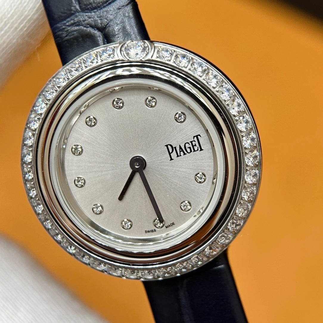 ELEGANT DIAMOND DIAL LEATHER WATCH