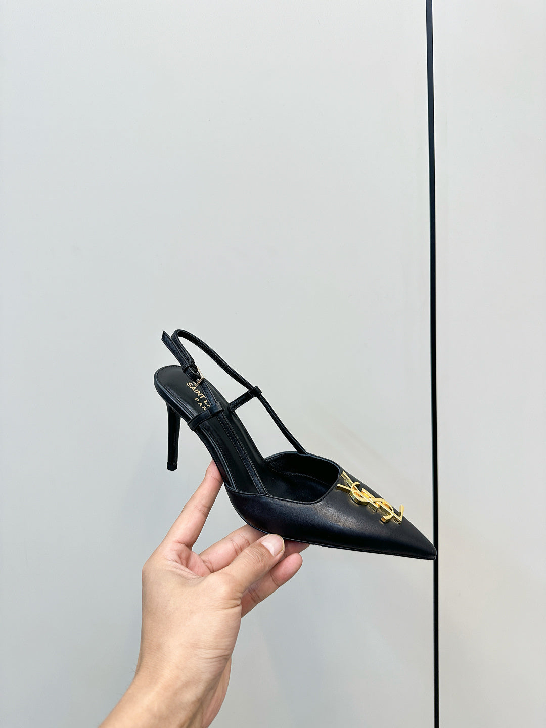 BLACK POINTED TOE SLINGBACK HEELS WITH GOLD DETAIL