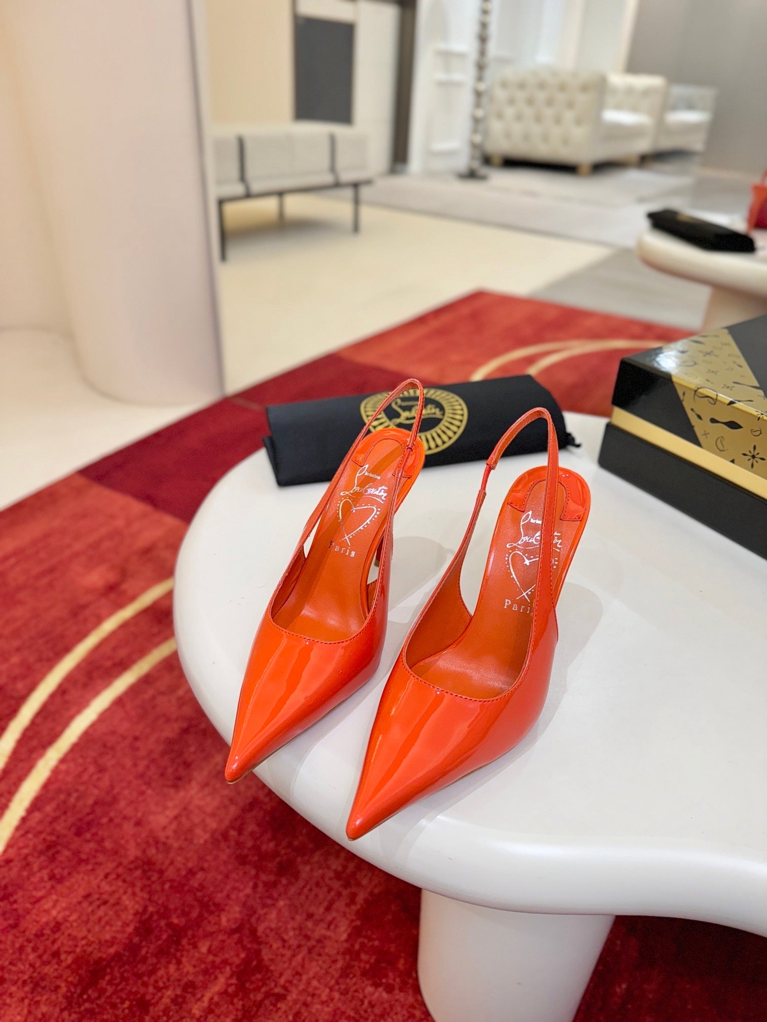 ORANGE PATENT SLINGBACK HEELS