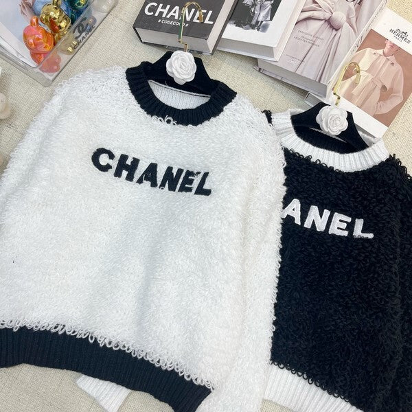 SOFT FUZZY KNIT SWEATER