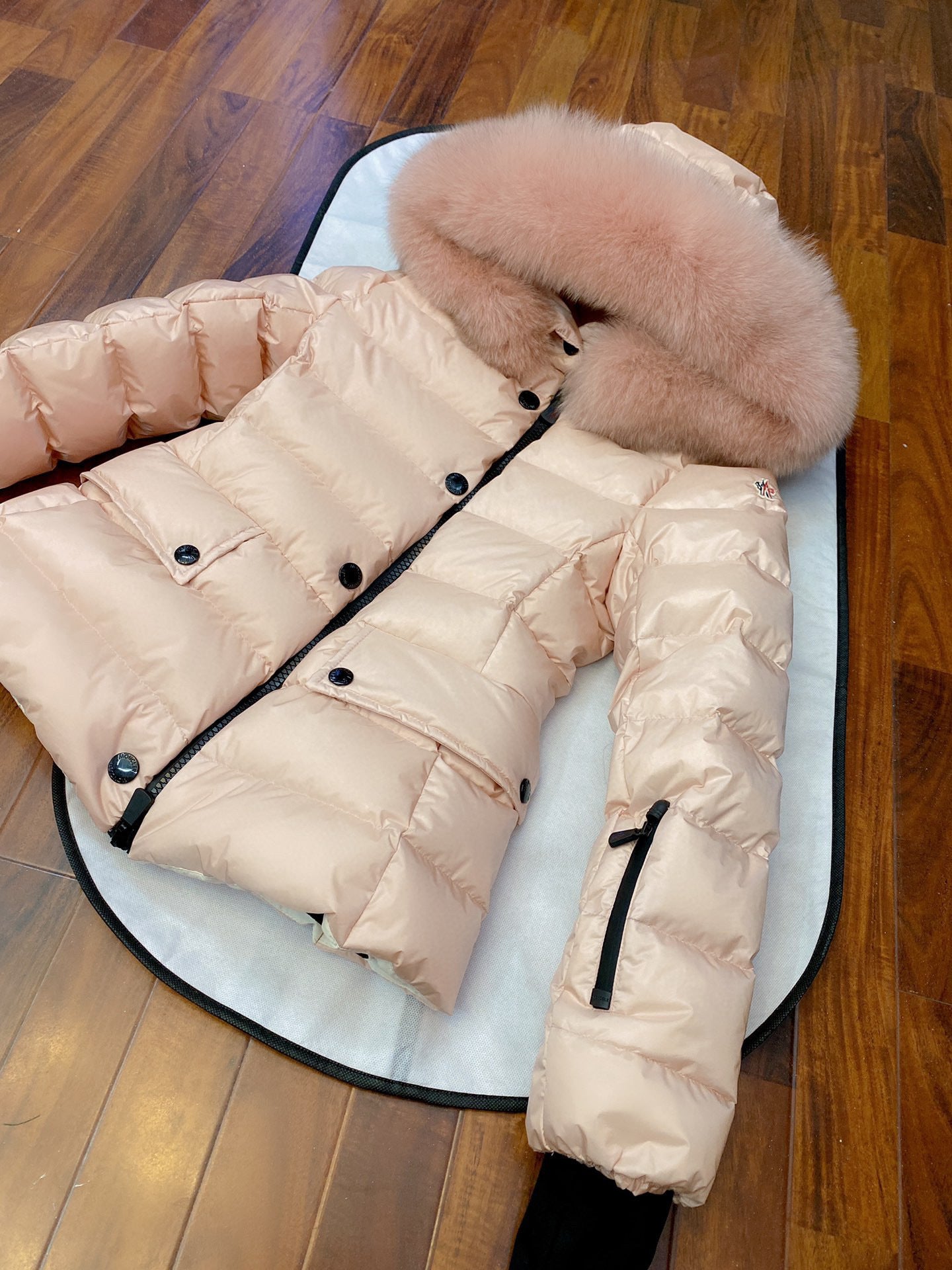 WOMEN’S FUR-TRIM HOODED PADDED WINTER JACKET