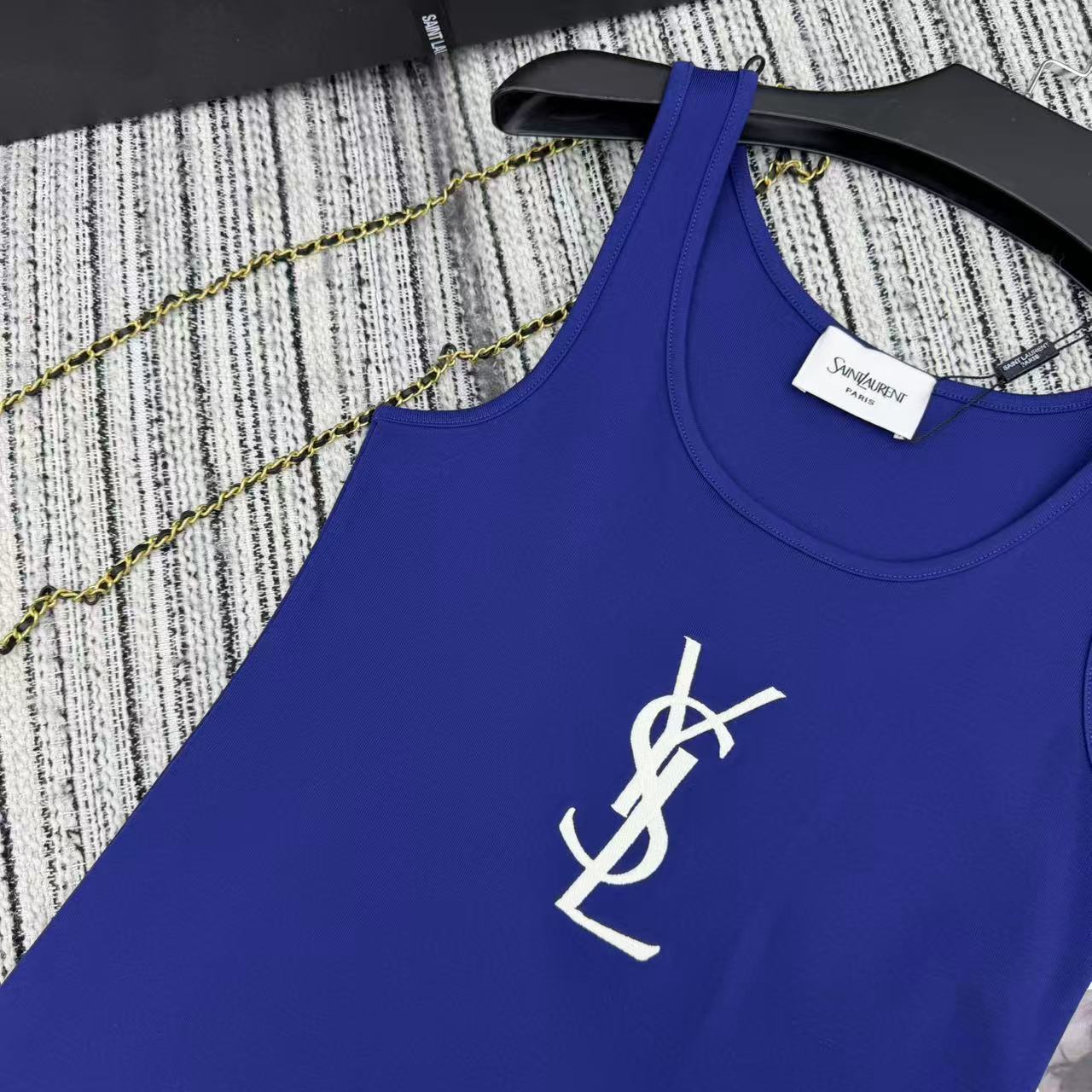 LOGO TANK TOP