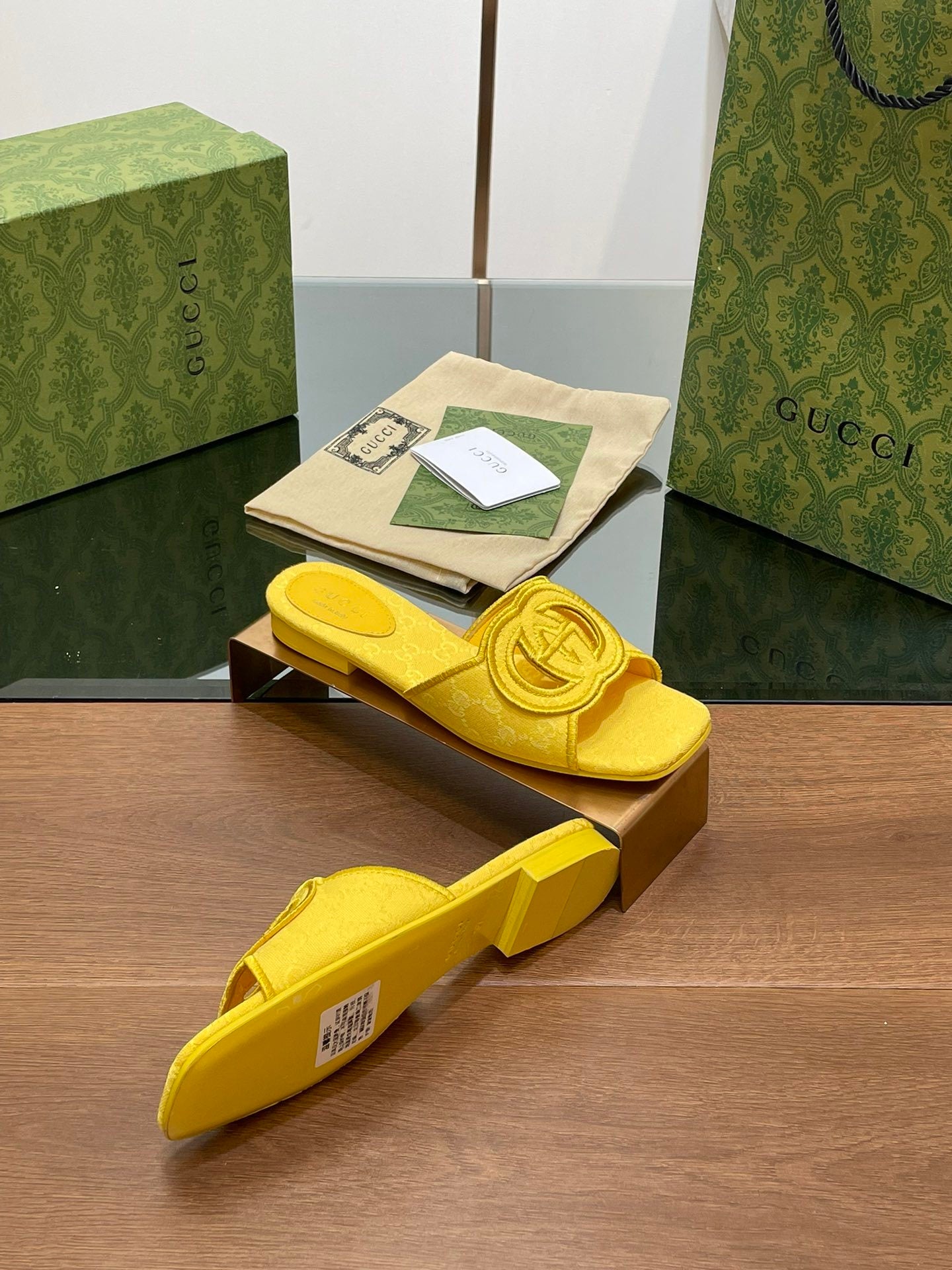 YELLOW EMBOSSED LOGO SLIDES