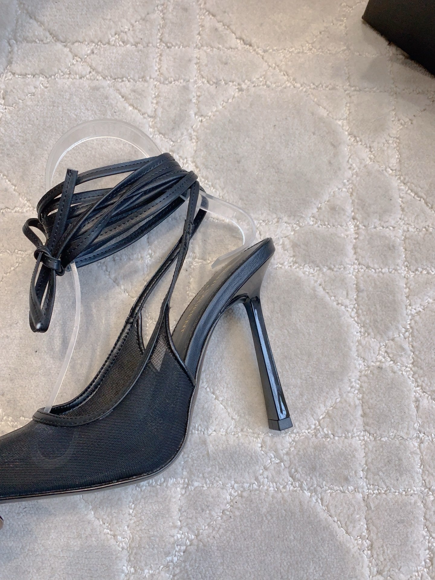 POINTED TOE LACE-UP HEEL PUMPS