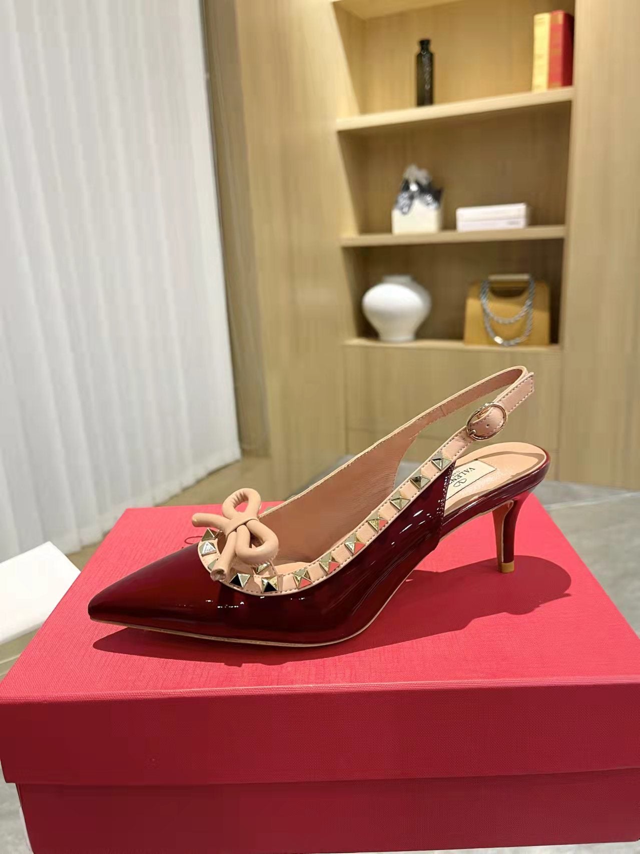PATENT SLINGBACK HEELS WITH STUDDED TRIM & BOW DETAIL