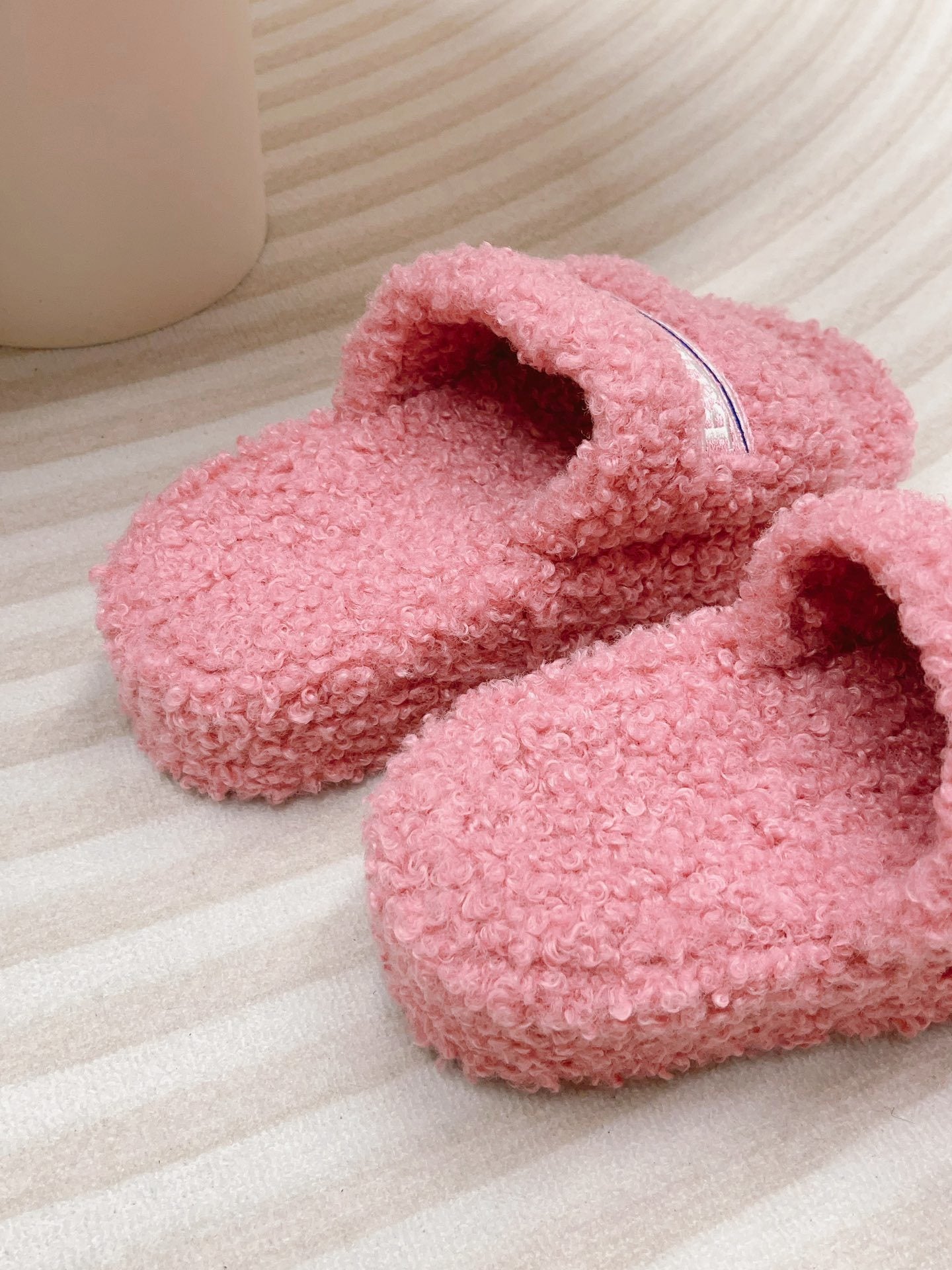 PINK SHERPA LOGO PLATFORM SLIDE SANDALS