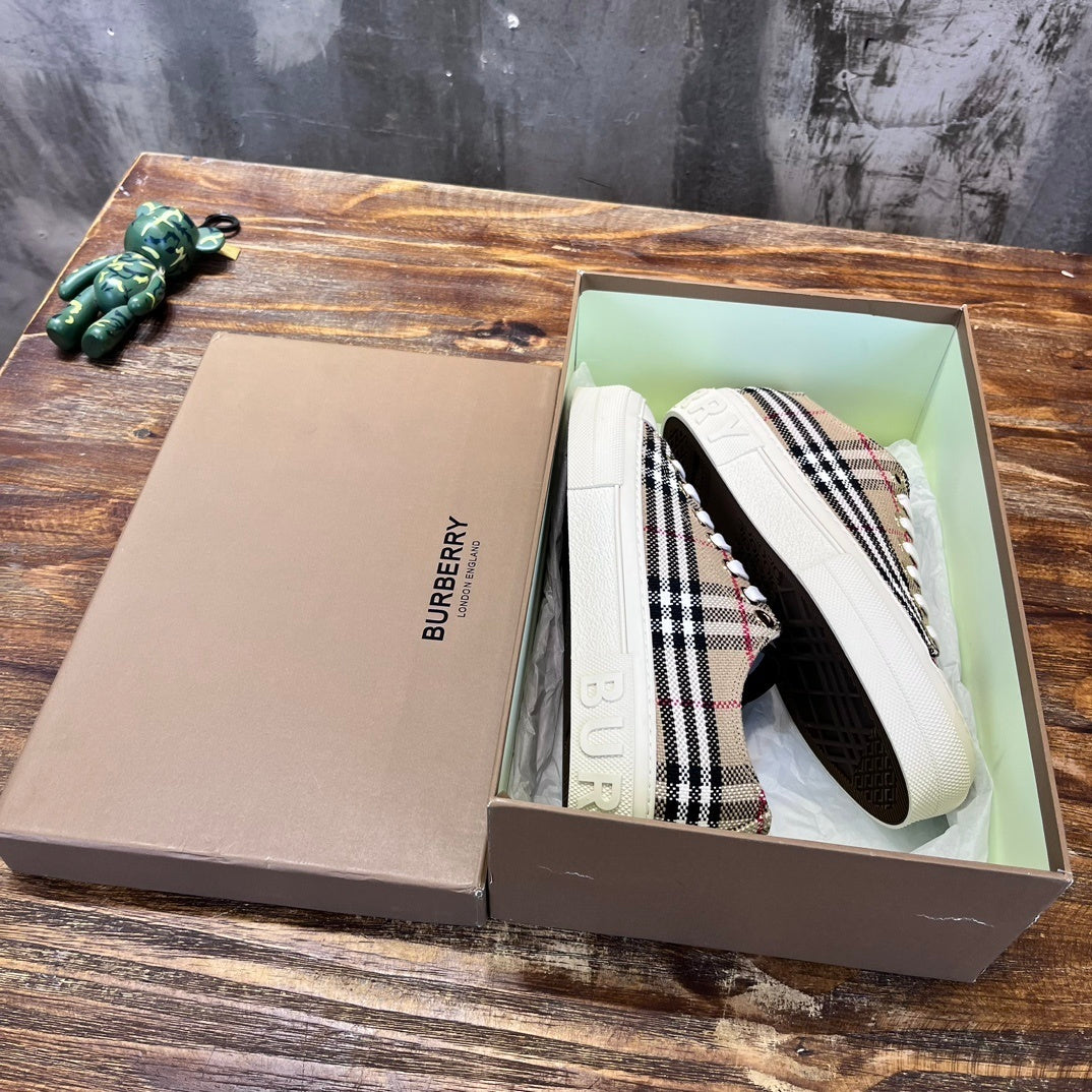 CHECK PRINT PLATFORM LOW-TOP SNEAKERS