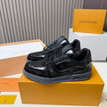 BLACK GLOSS LOW-TOP SNEAKERS WITH SCULPTED SOLE
