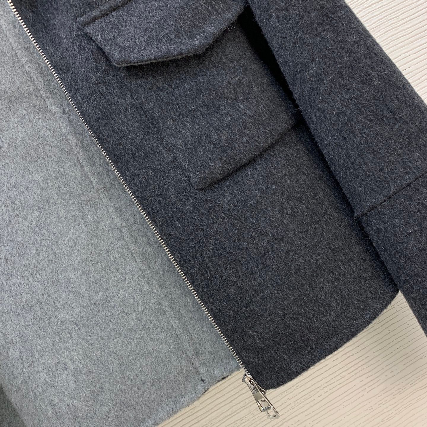 CHARCOAL WOOL-BLEND CROPPED ZIP JACKET