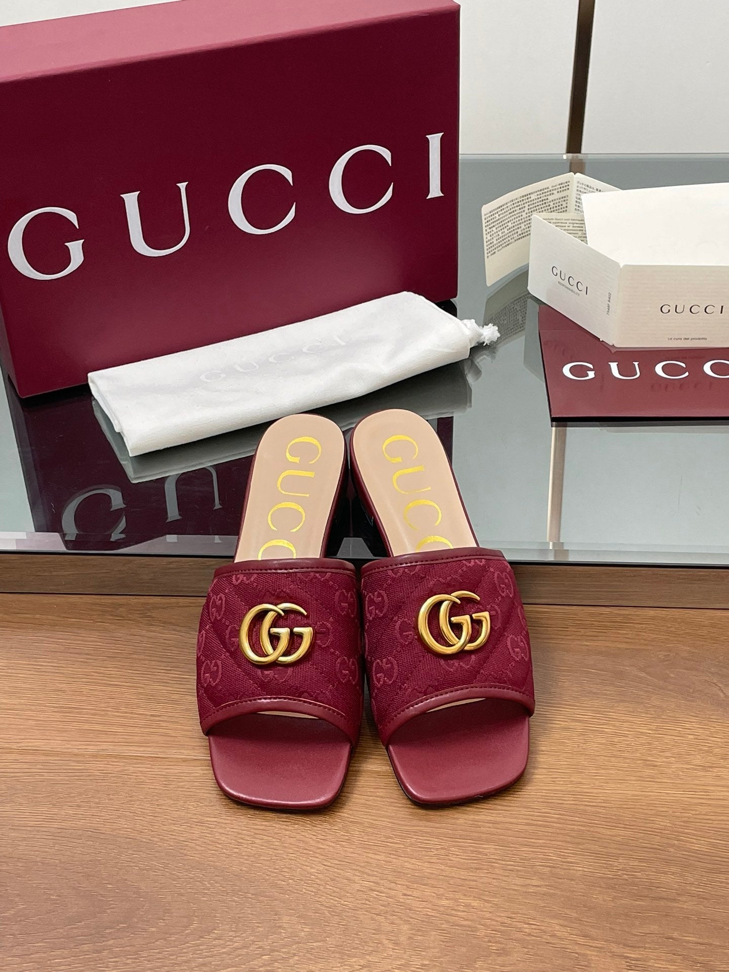 BURGUNDY MONOGRAM FLAT SLIDES