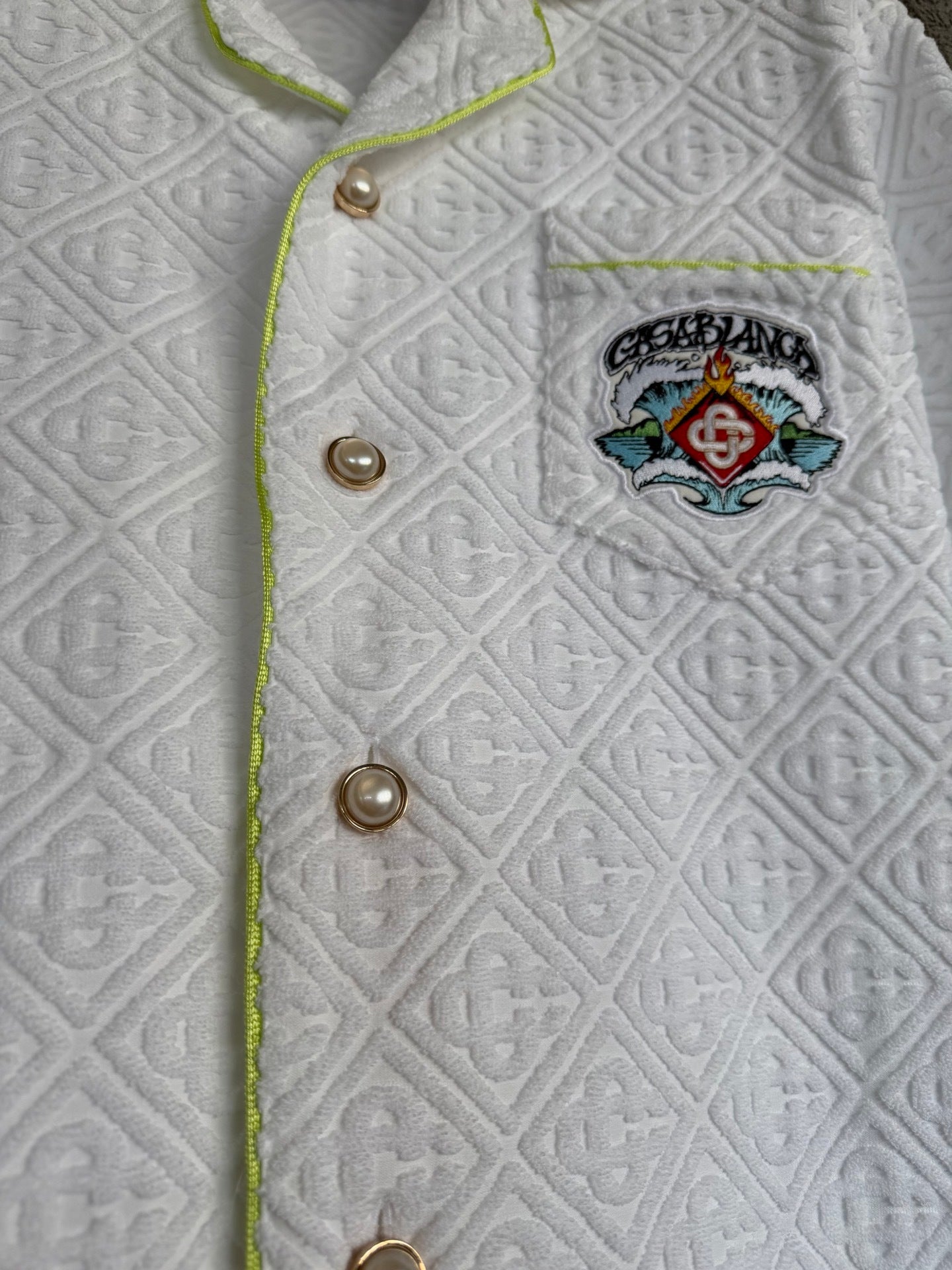 TEXTURED SHORT-SLEEVE SHIRT & SHORTS SET