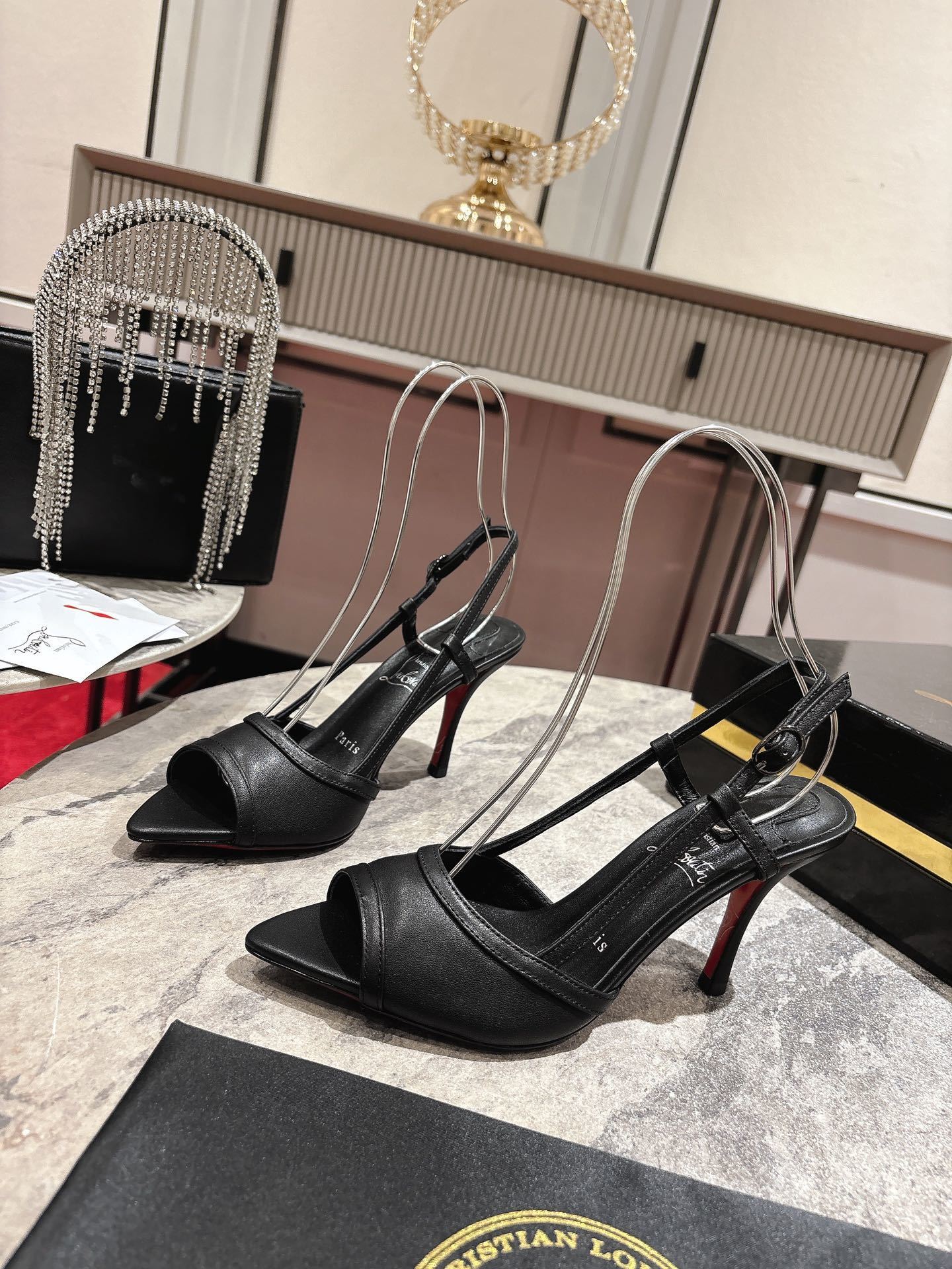 BLACK LEATHER STRAPPY OPEN-TOE SLINGBACK HEELS