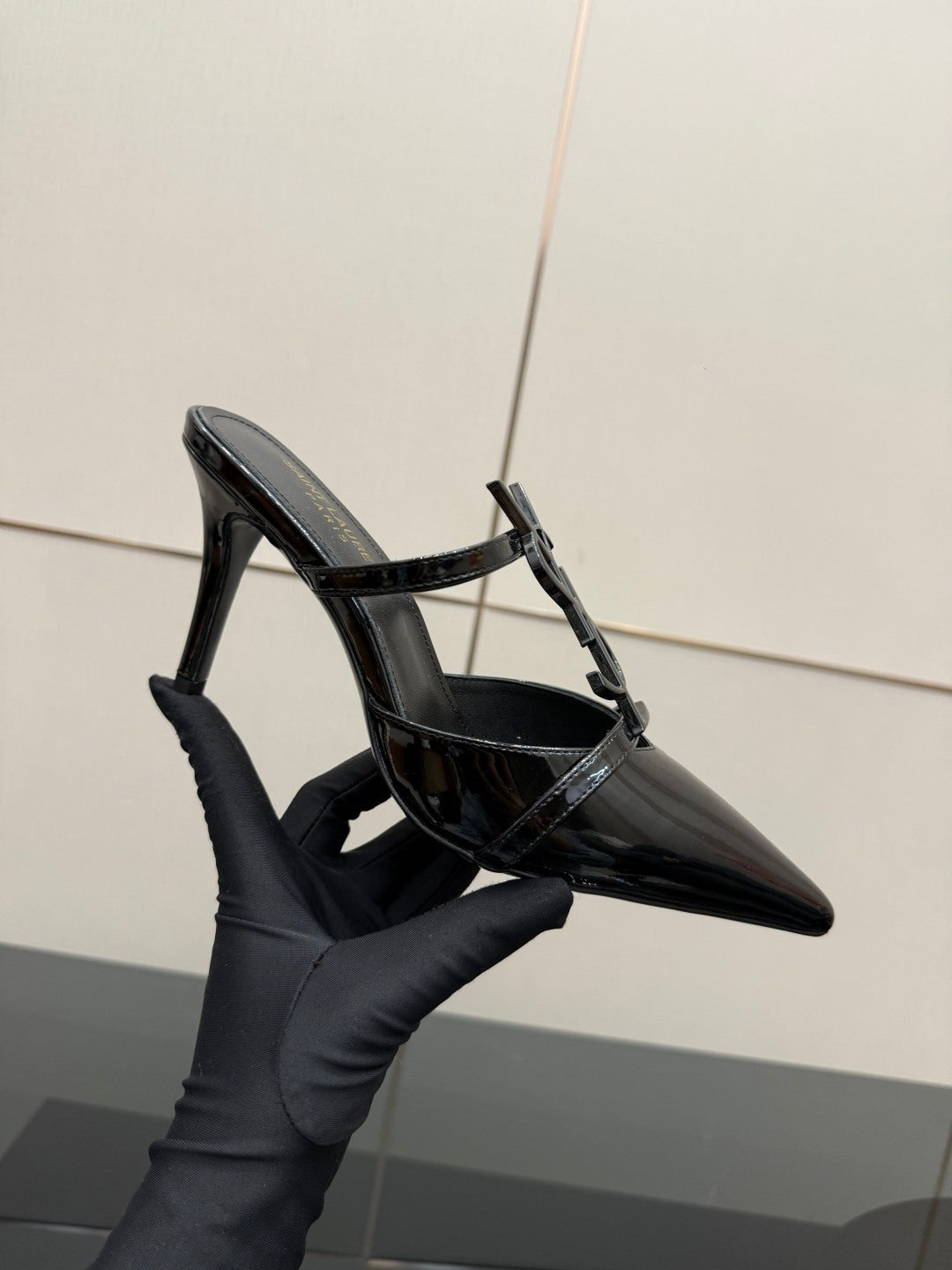 BLACK PATENT POINTED TOE MULE HEELS