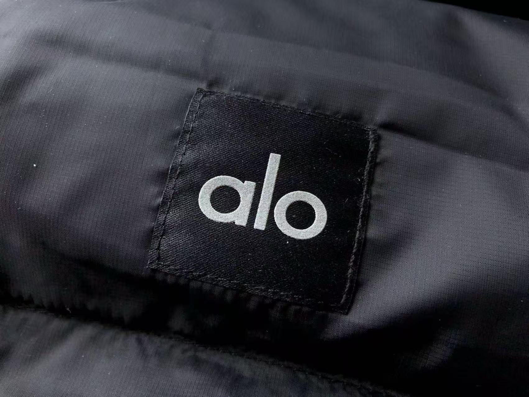 PUFFER HOODED JACKET