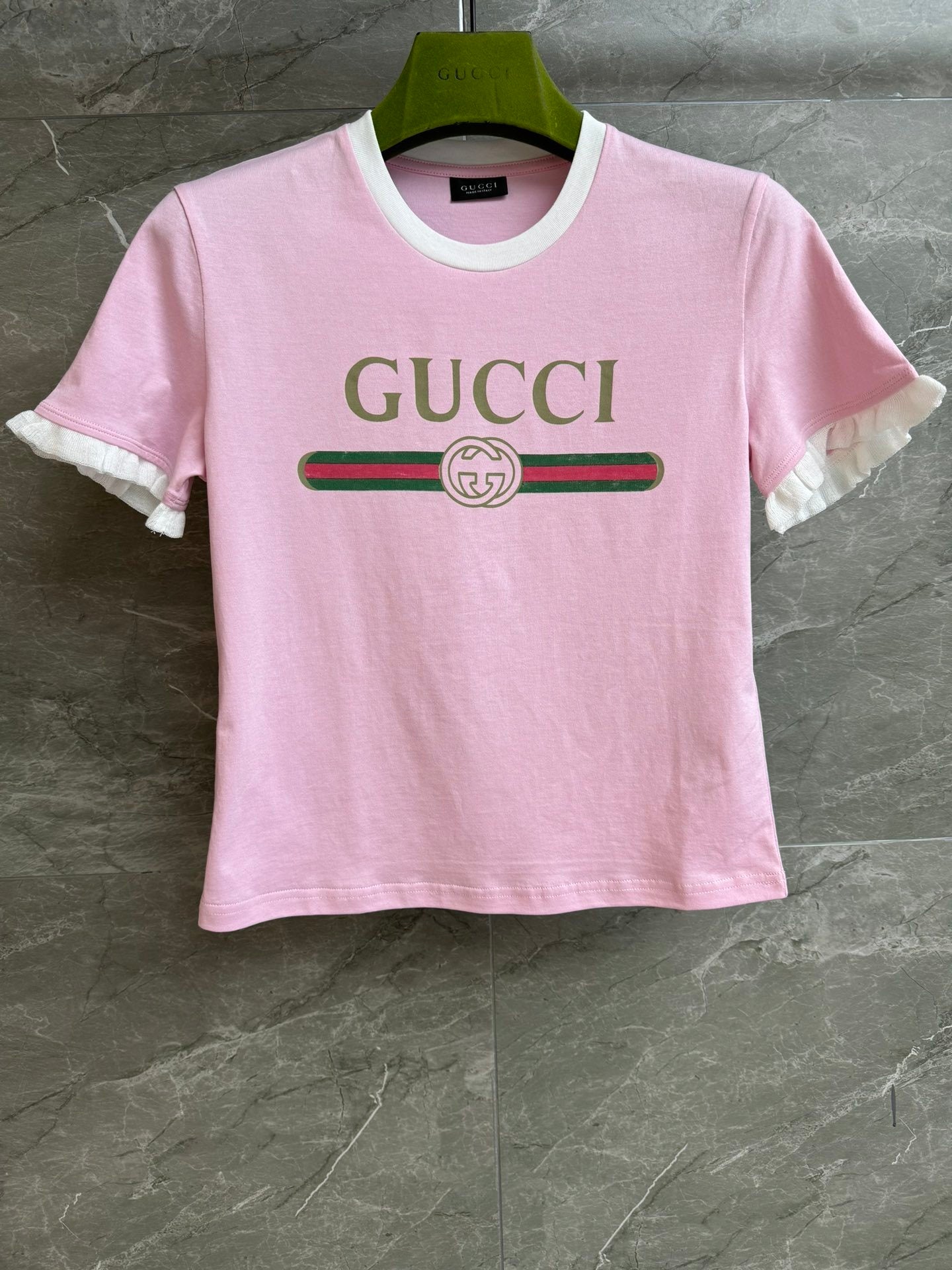 PINK GRAPHIC PRINT T-SHIRT WITH RUFFLED SLEEVES