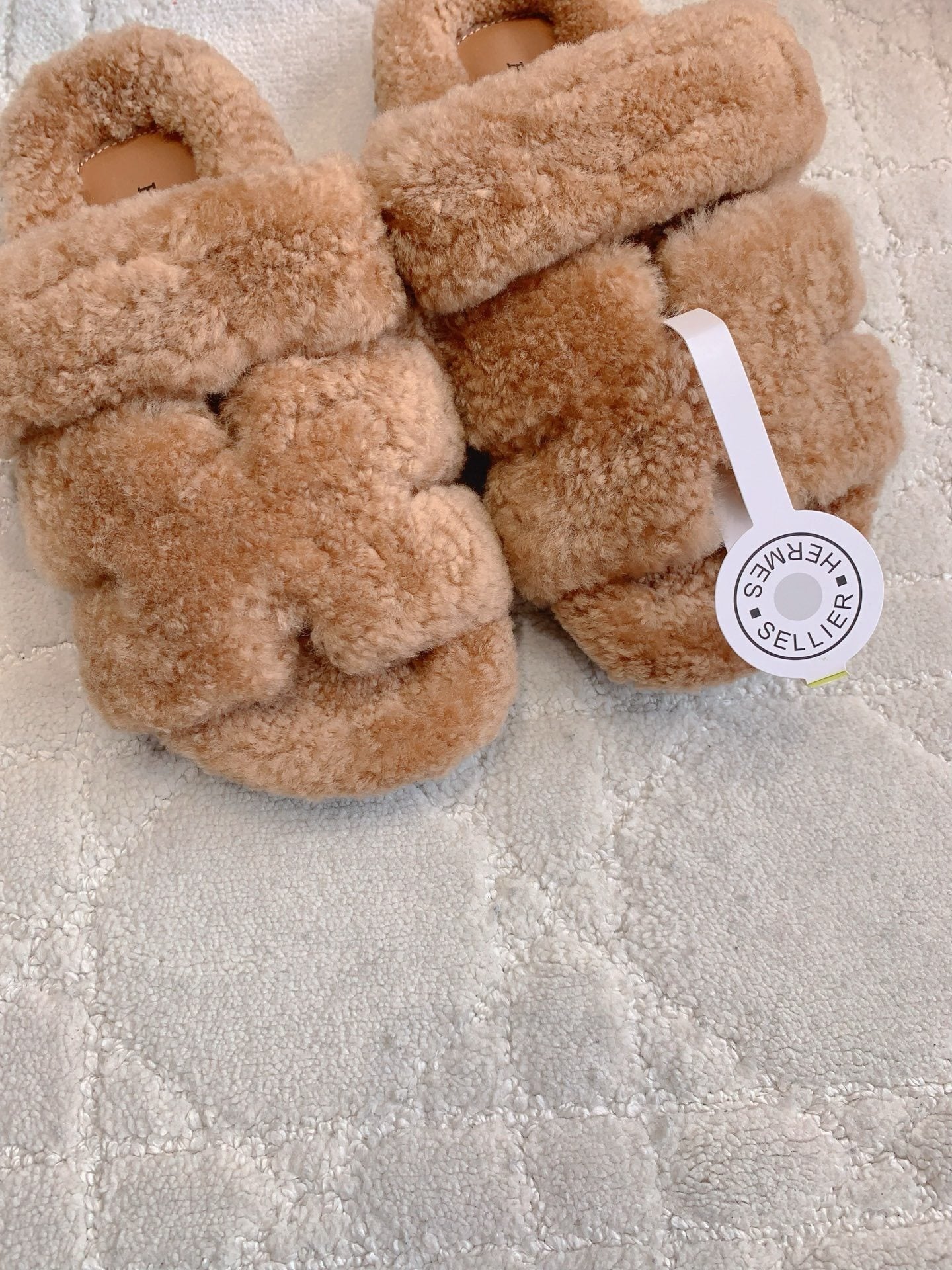 WARM TEDDY TEXTURE SLIDES WITH PADDED STRAPS