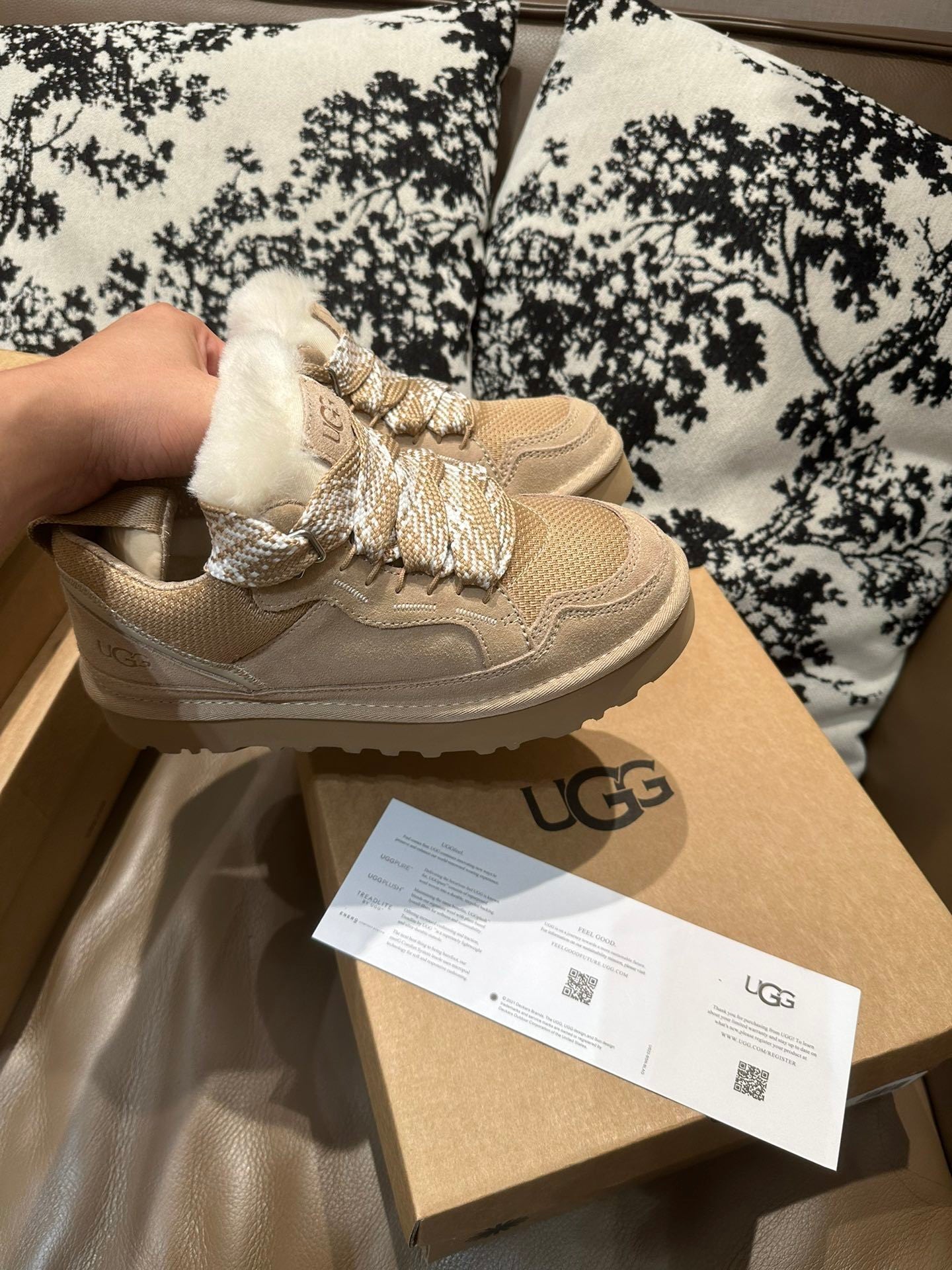 COZY PLATFORM SNEAKERS – SAND