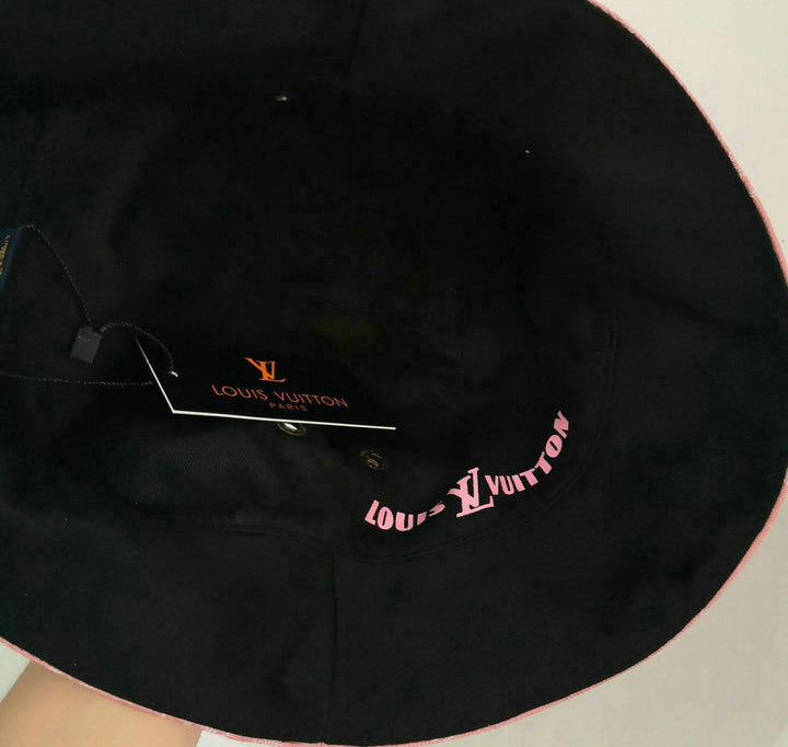 CHIC MONOGRAM PINK BUCKET HAT
