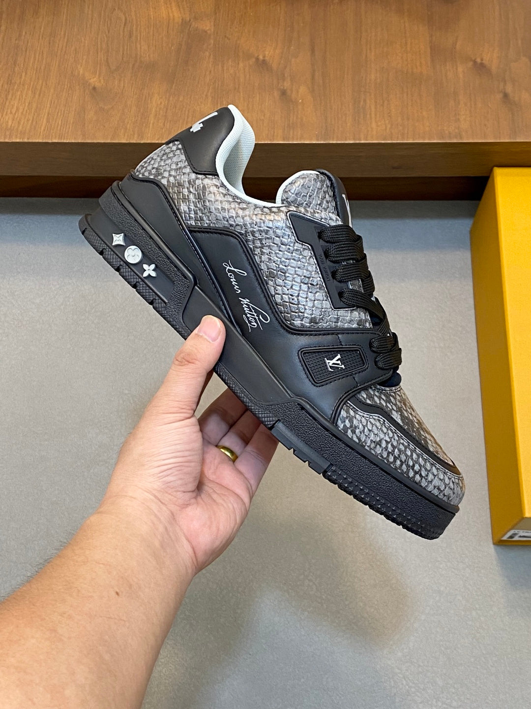 BLACK & GREY SNAKESKIN LOW-TOP SNEAKERS