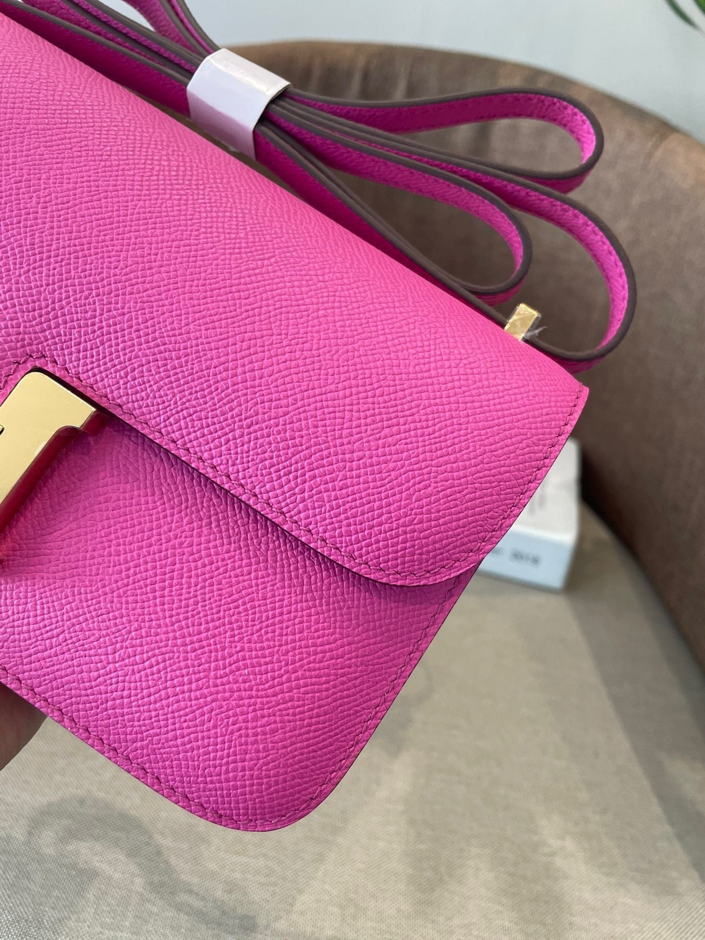 FUCHSIA STRUCTURED CROSSBODY BAG