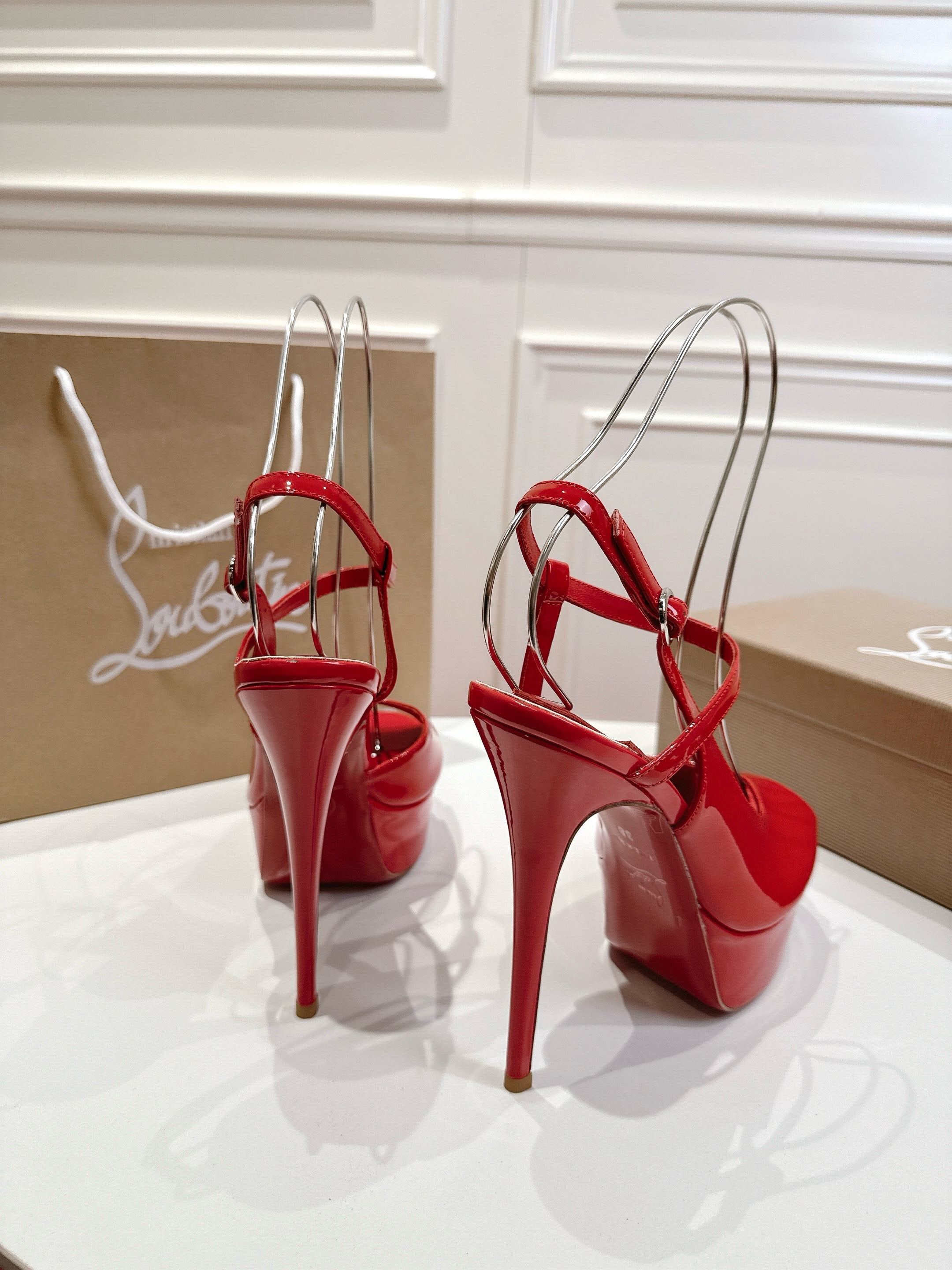 RED PATENT PLATFORM PEEP-TOE ANKLE STRAP HEELS