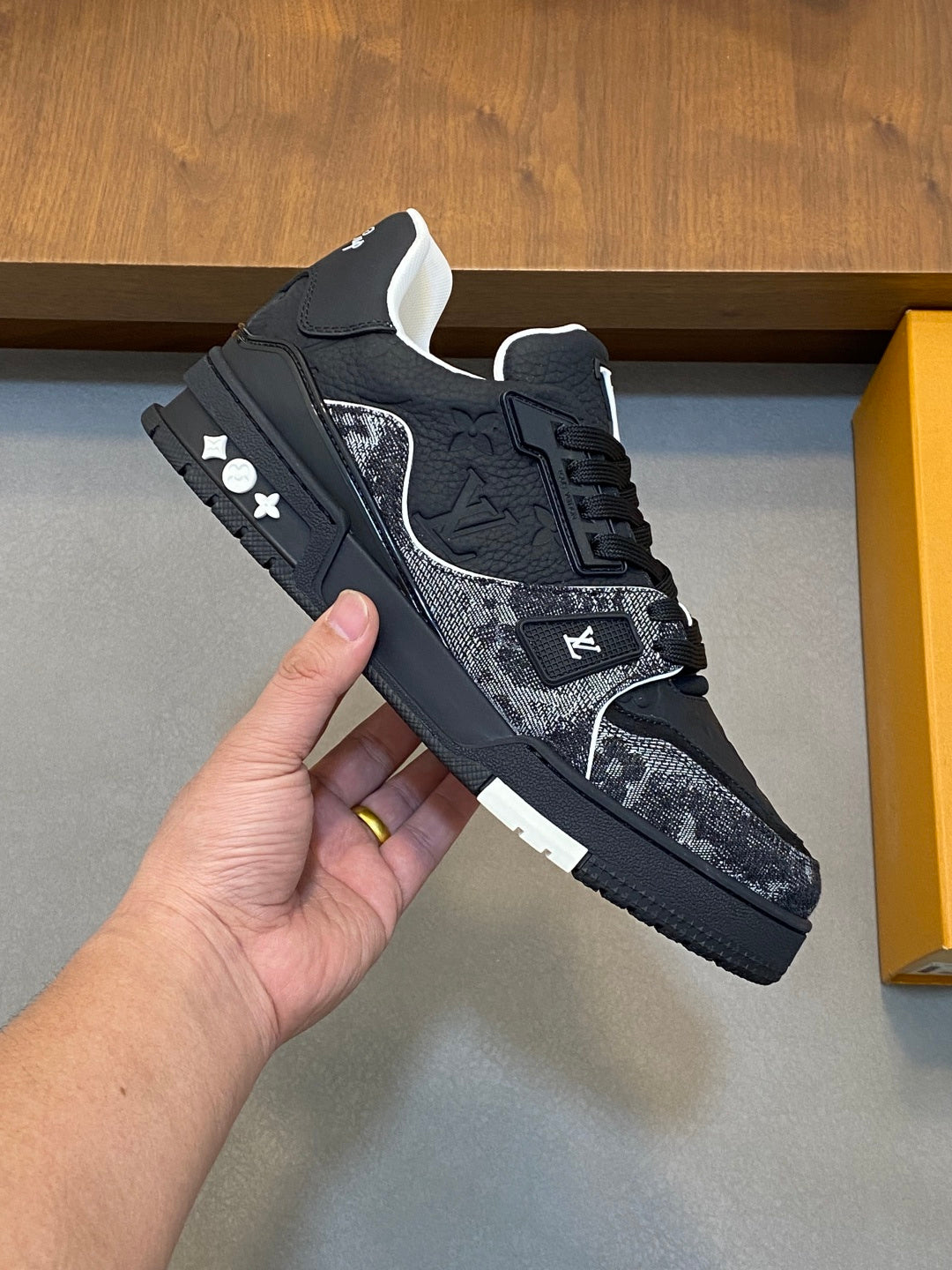 BLACK & GREY MONOGRAM LOW-TOP SNEAKERS