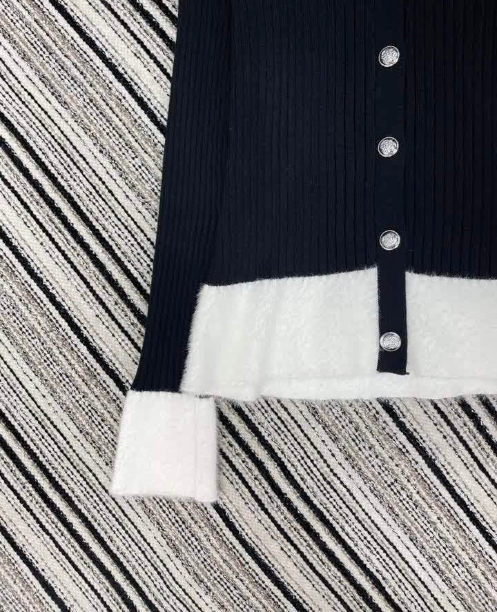 RIBBED KNIT CONTRAST CARDIGAN