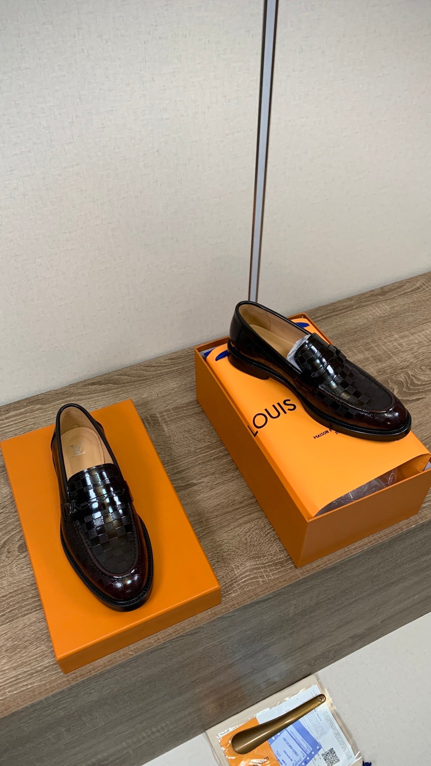 Dunkelbraune Lackleder-Loafer