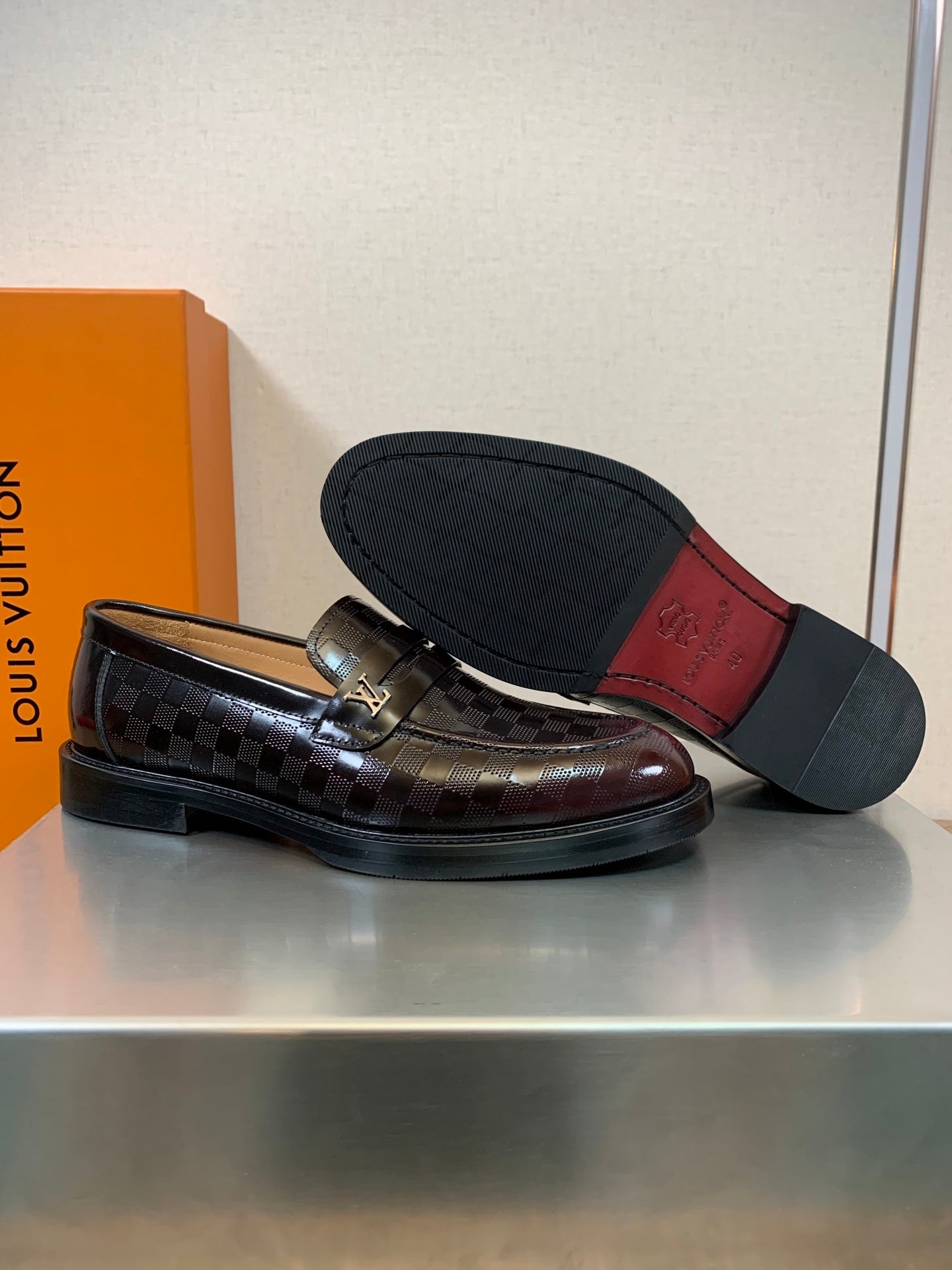Dunkelbraune Lackleder-Loafer