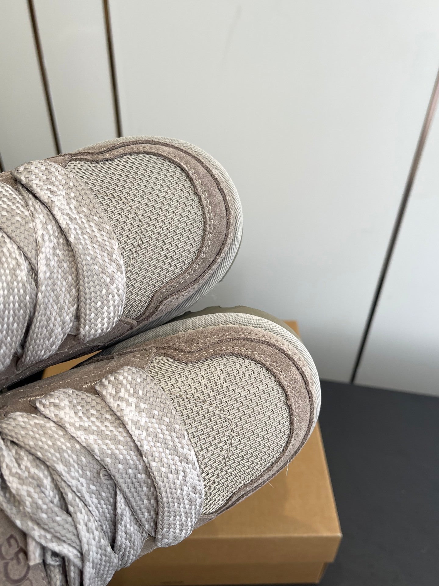 PLATFORM SLIPPERS WITH COZY LINING