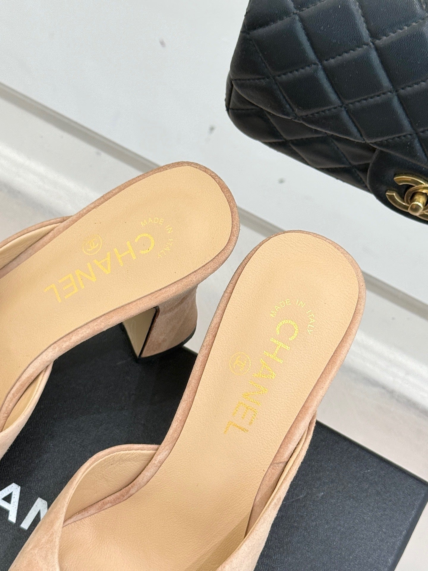 BEIGE SUEDE & BLACK PATENT CAP-TOE MULE HEELS