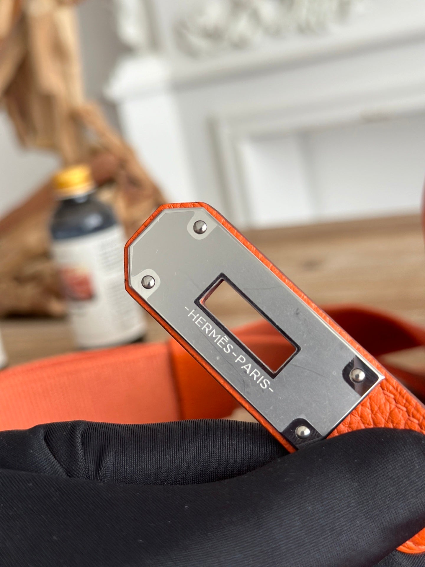 ORANGE TEXTURED LEATHER LOCK CROSSBODY BAG