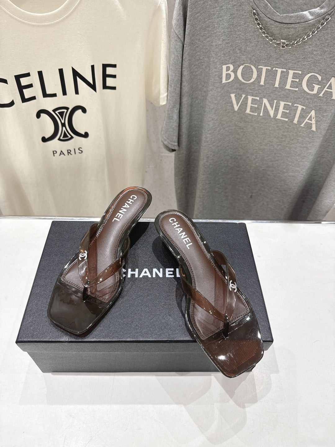 SMOKED BROWN CLEAR HEEL SANDALS