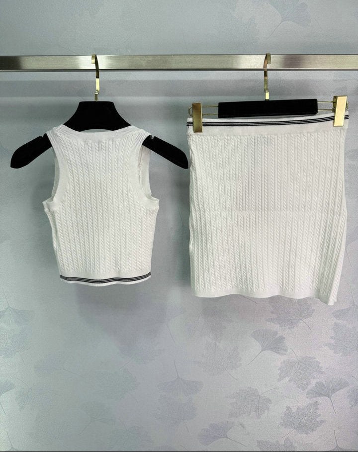 RIBBED KNIT TWO-PIECE SET