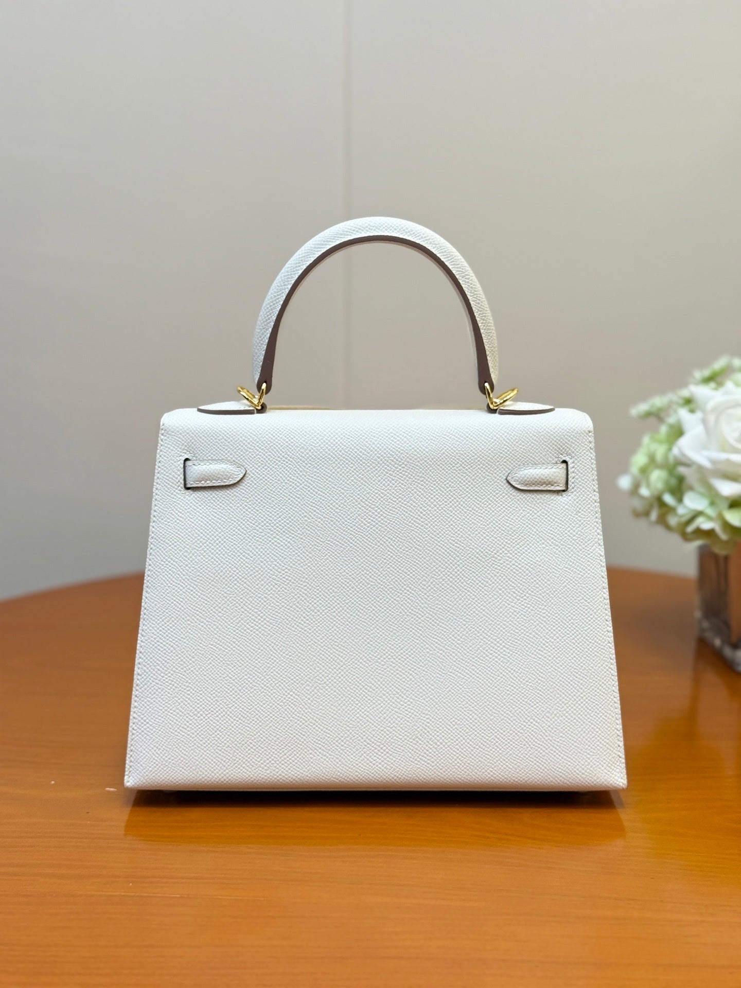 SNOW WHITE MINI LUXURY TOP HANDLE BAG