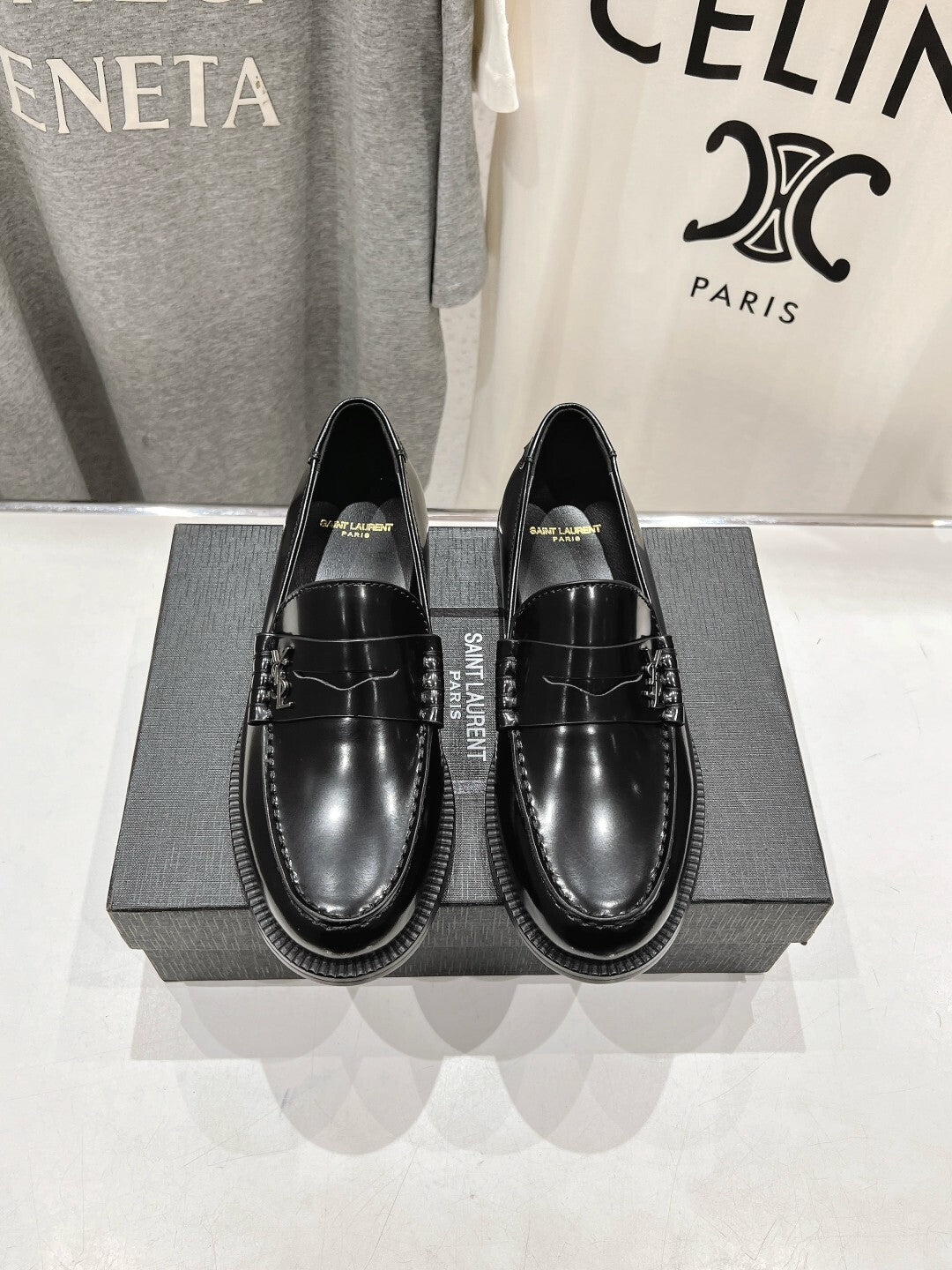 CLASSIC LEATHER PENNY LOAFERS