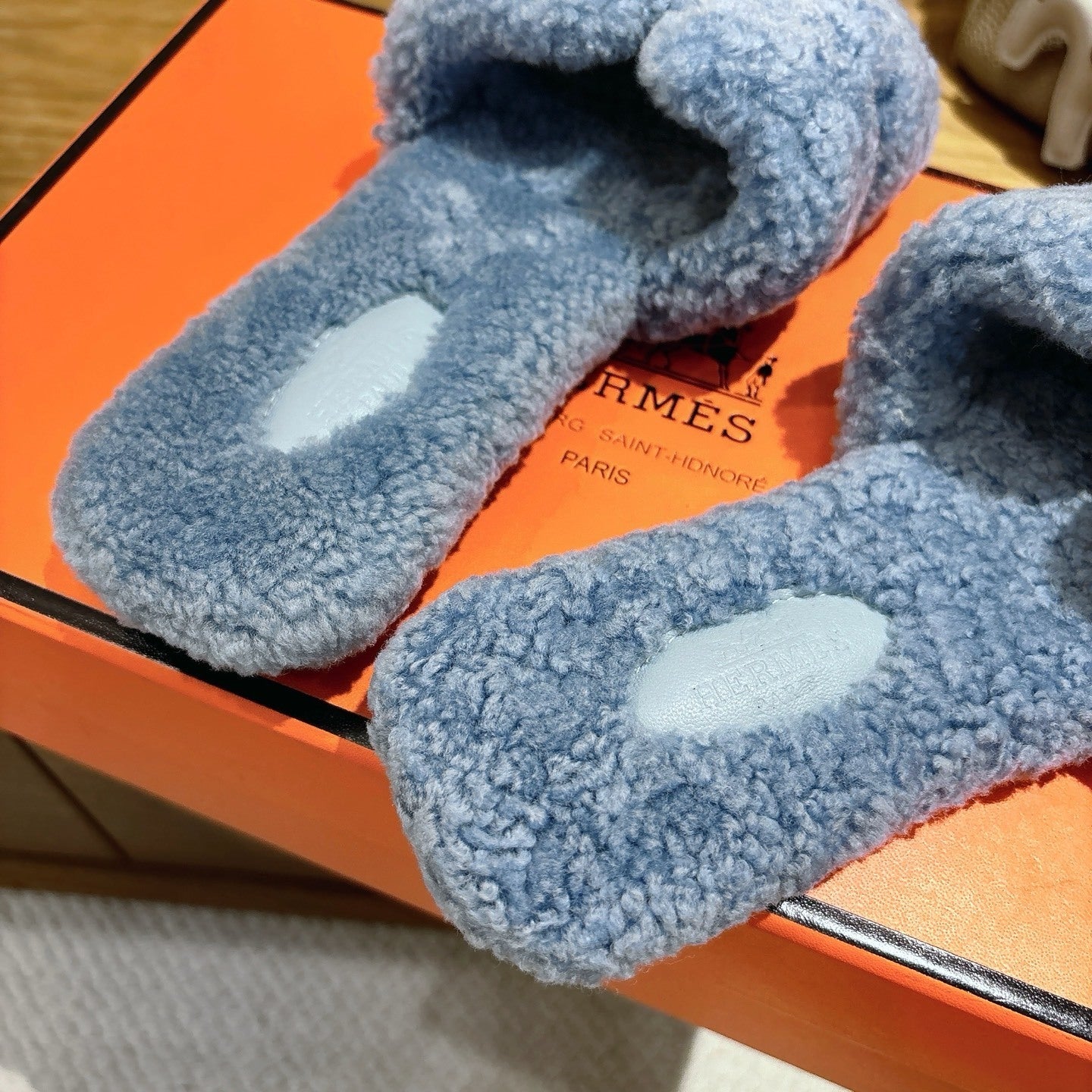 BLUE FAUX FUR SLIDE SLIPPERS
