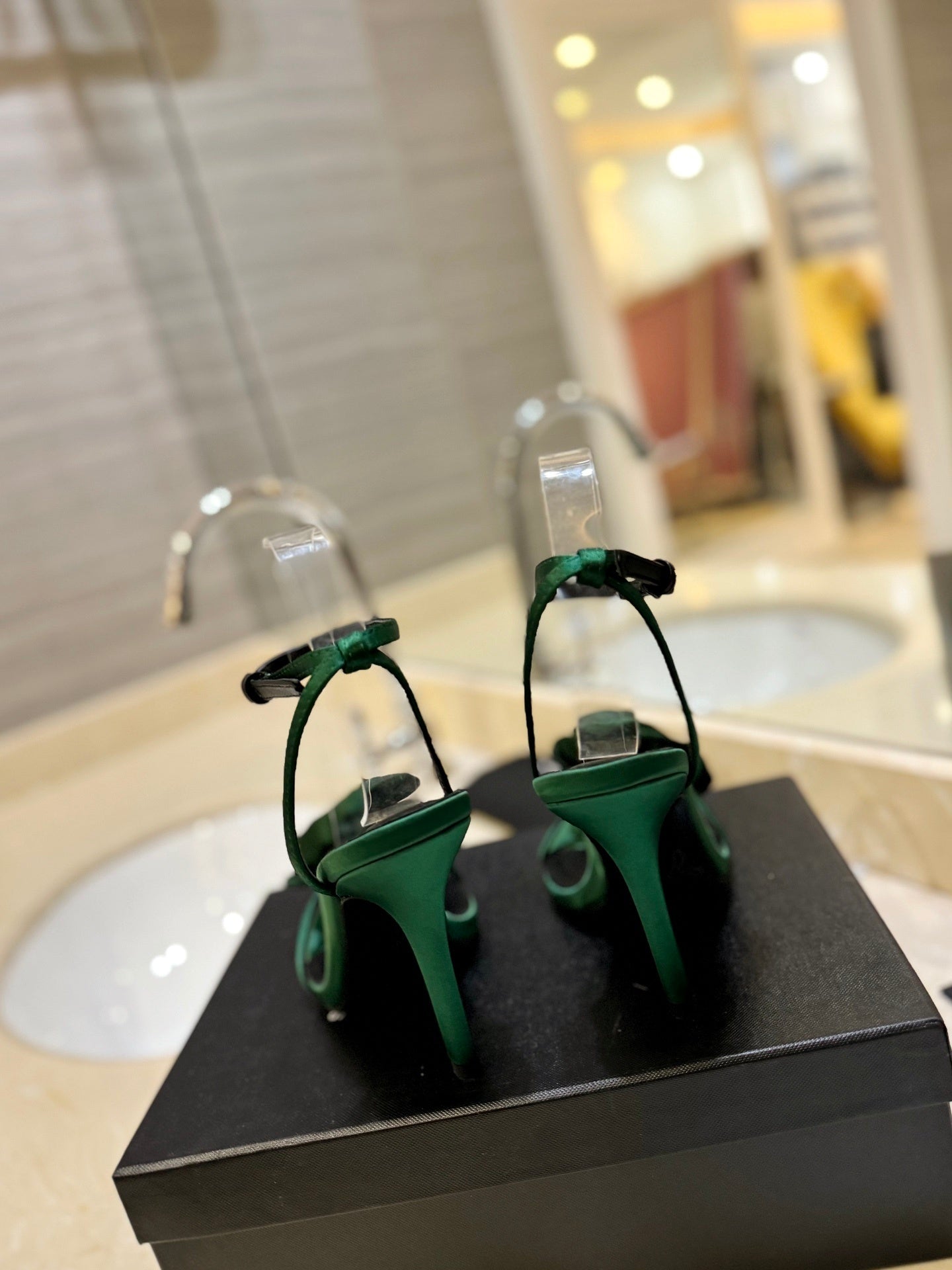 GREEN ROSE DETAIL HIGH HEEL SANDALS