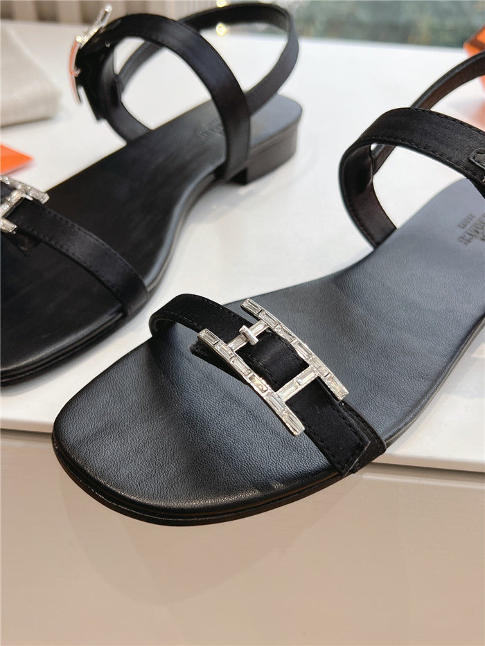BLACK BUCKLE STRAP FLAT SANDALS