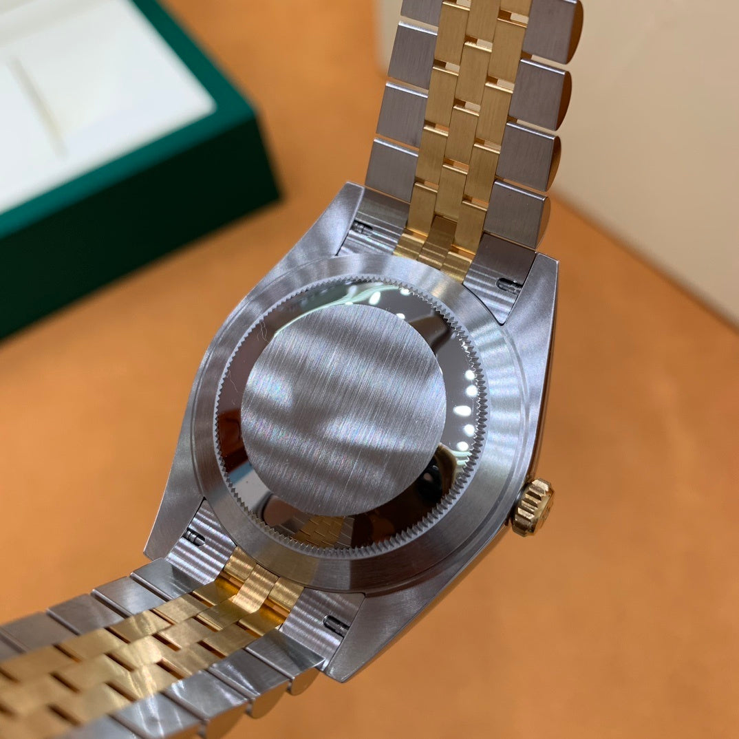 CLASSIC TWO-TONE ELEGANT WATCH