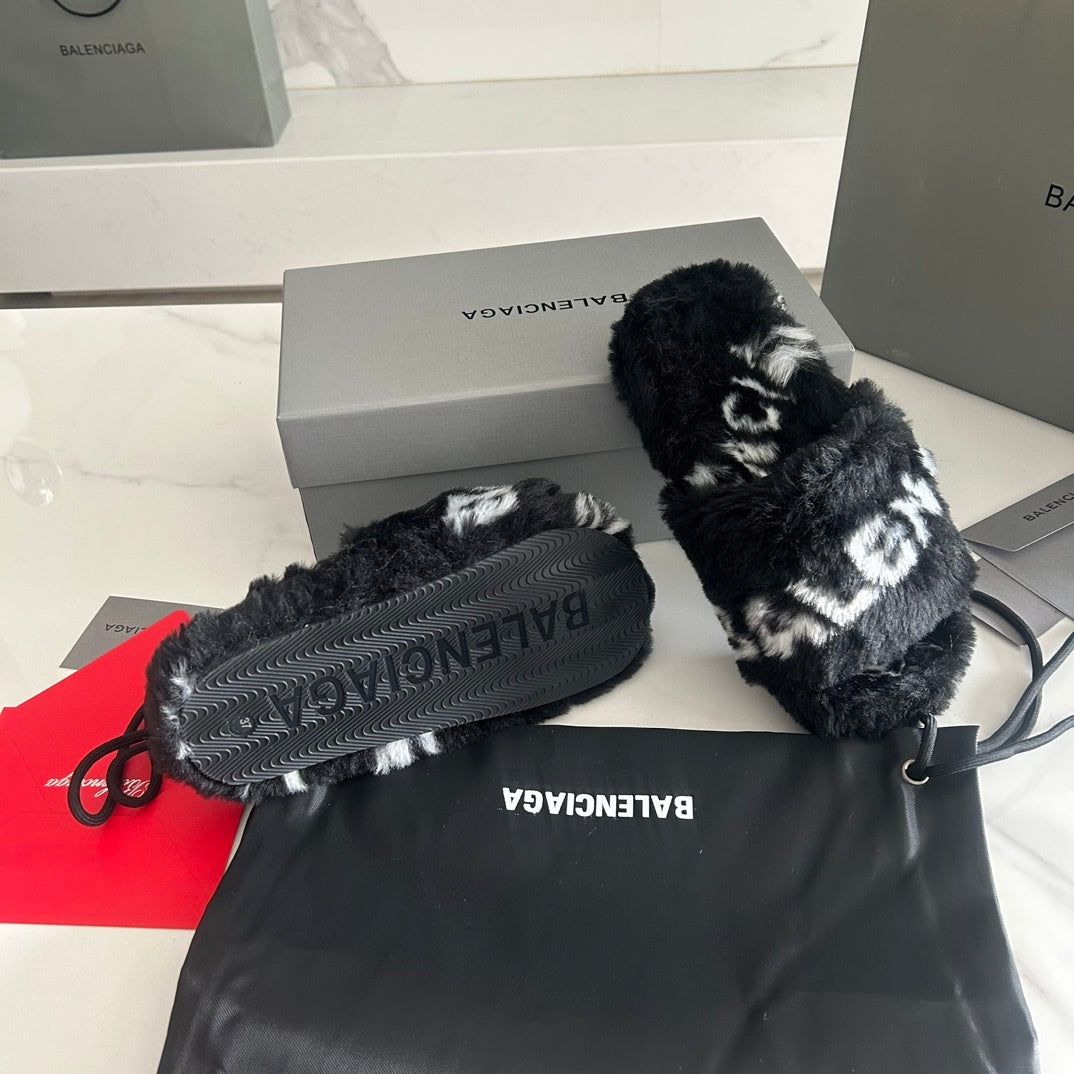 BLACK FAUX FUR LOGO SLIDE SANDALS