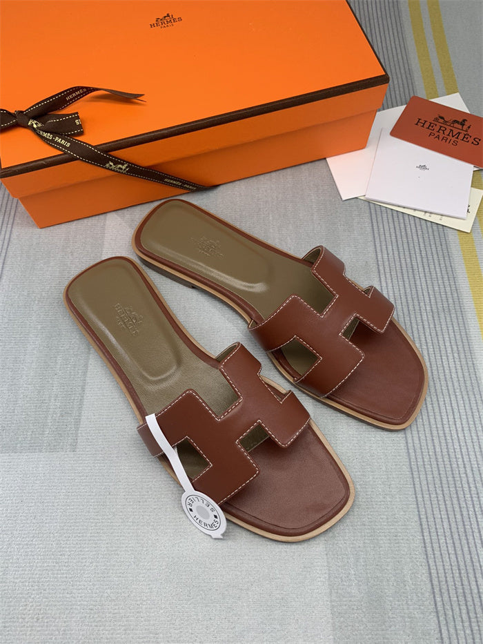CLASSIC BROWN H-CUT LEATHER SLIDE SANDALS