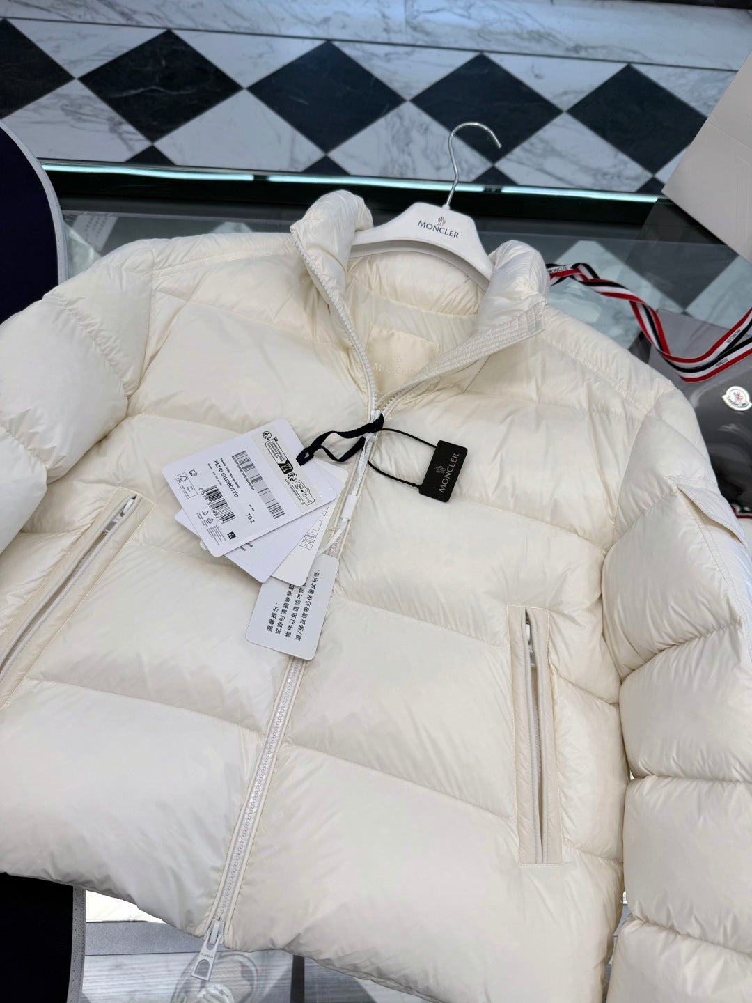 LUXURY QUILTED PUFFER DOWN JACKET