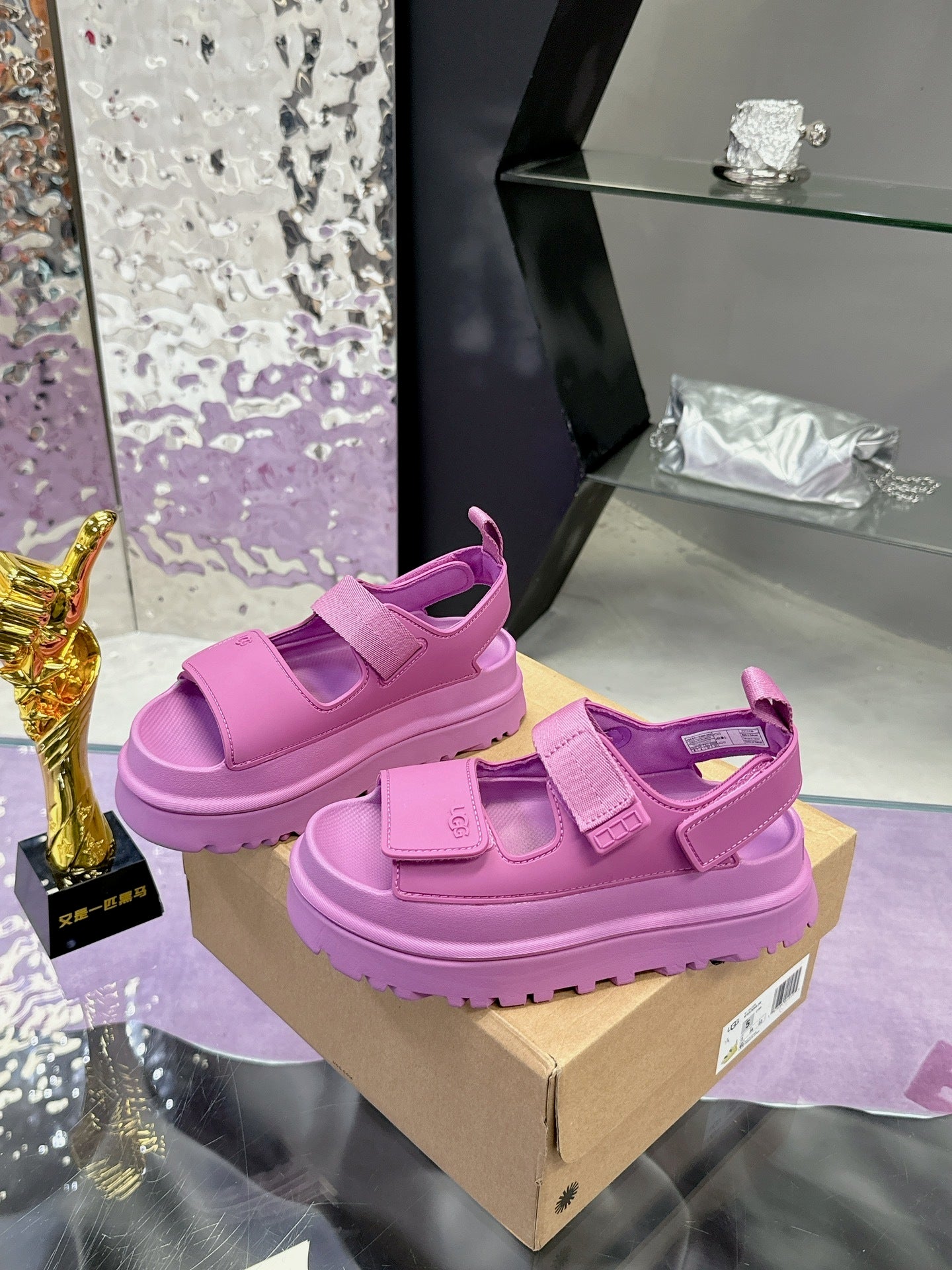 PLATFORM SPORT SANDALS – PINK