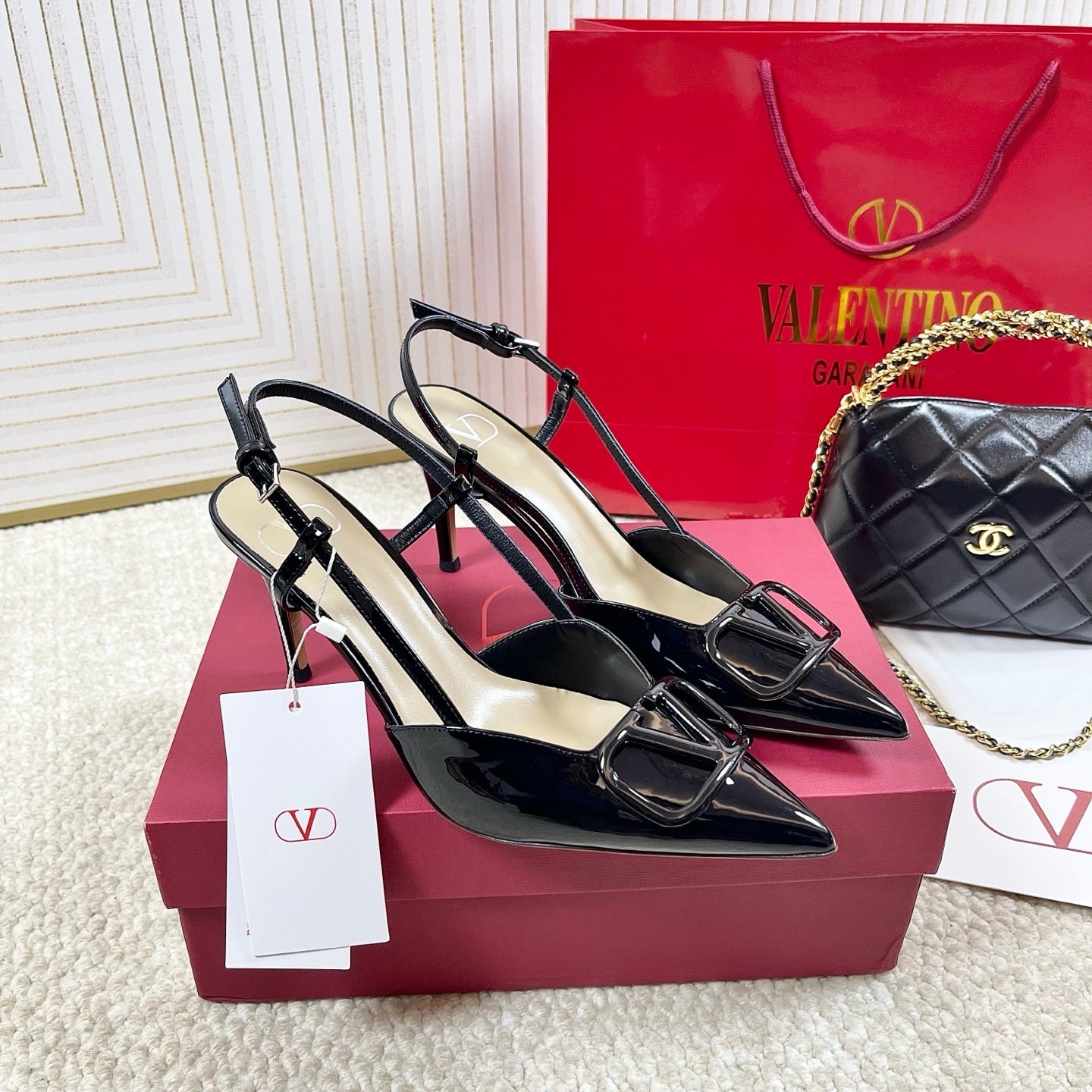 POINTED TOE SLINGBACK HEELS – BLACK PATENT WITH STATEMENT BUCKLE