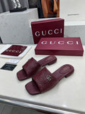 BURGUNDY EMBOSSED LOGO SLIDE SANDALS WITH METAL DETAIL