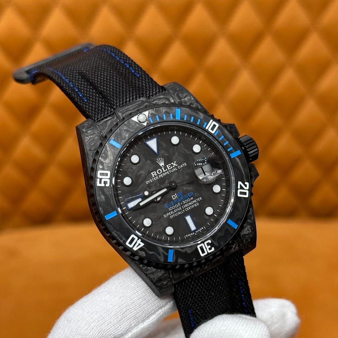 LUXURY SPORT WATCH WITH PREMIUM BOX SET