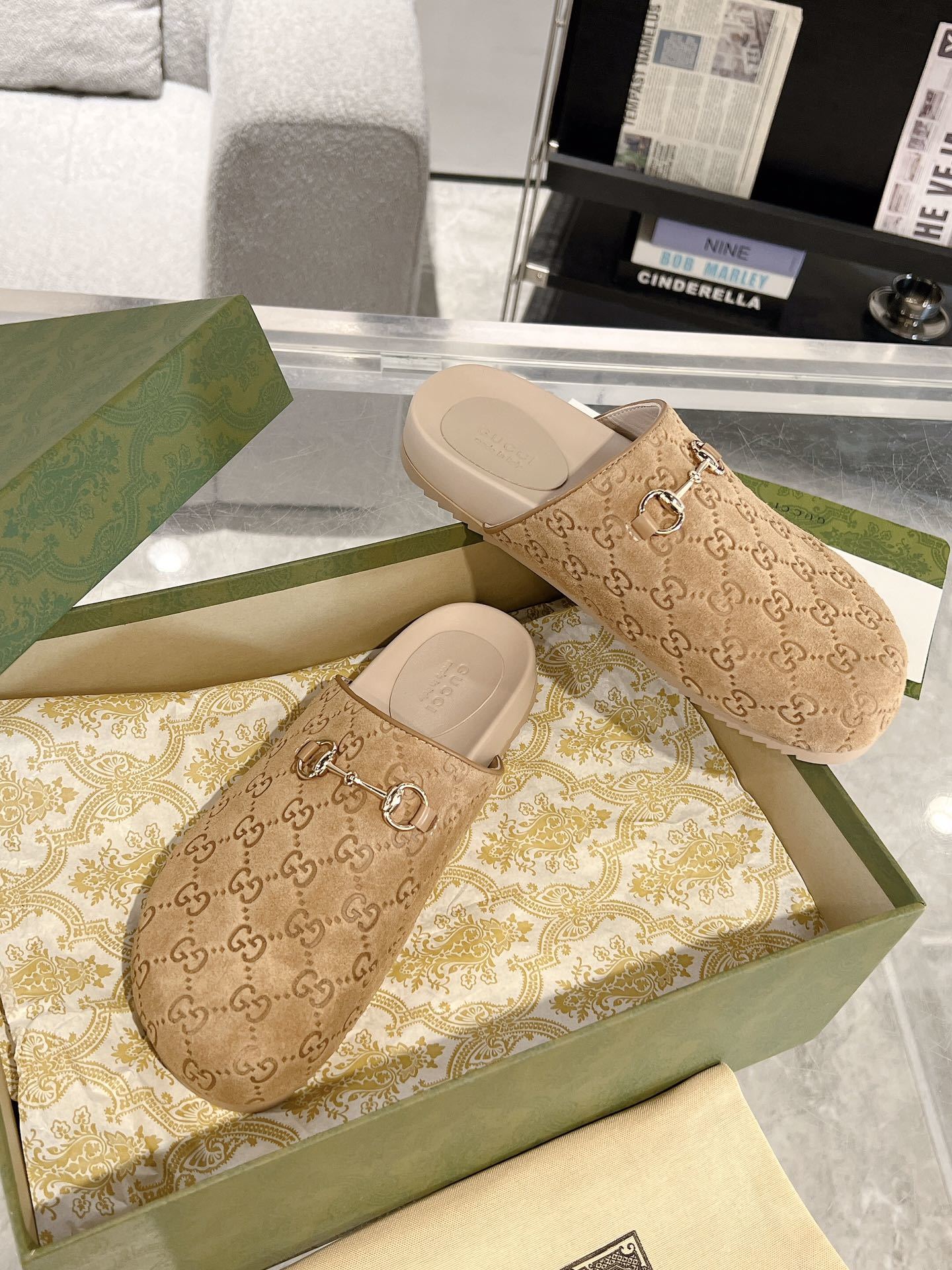BEIGE EMBOSSED MULE SLIDES