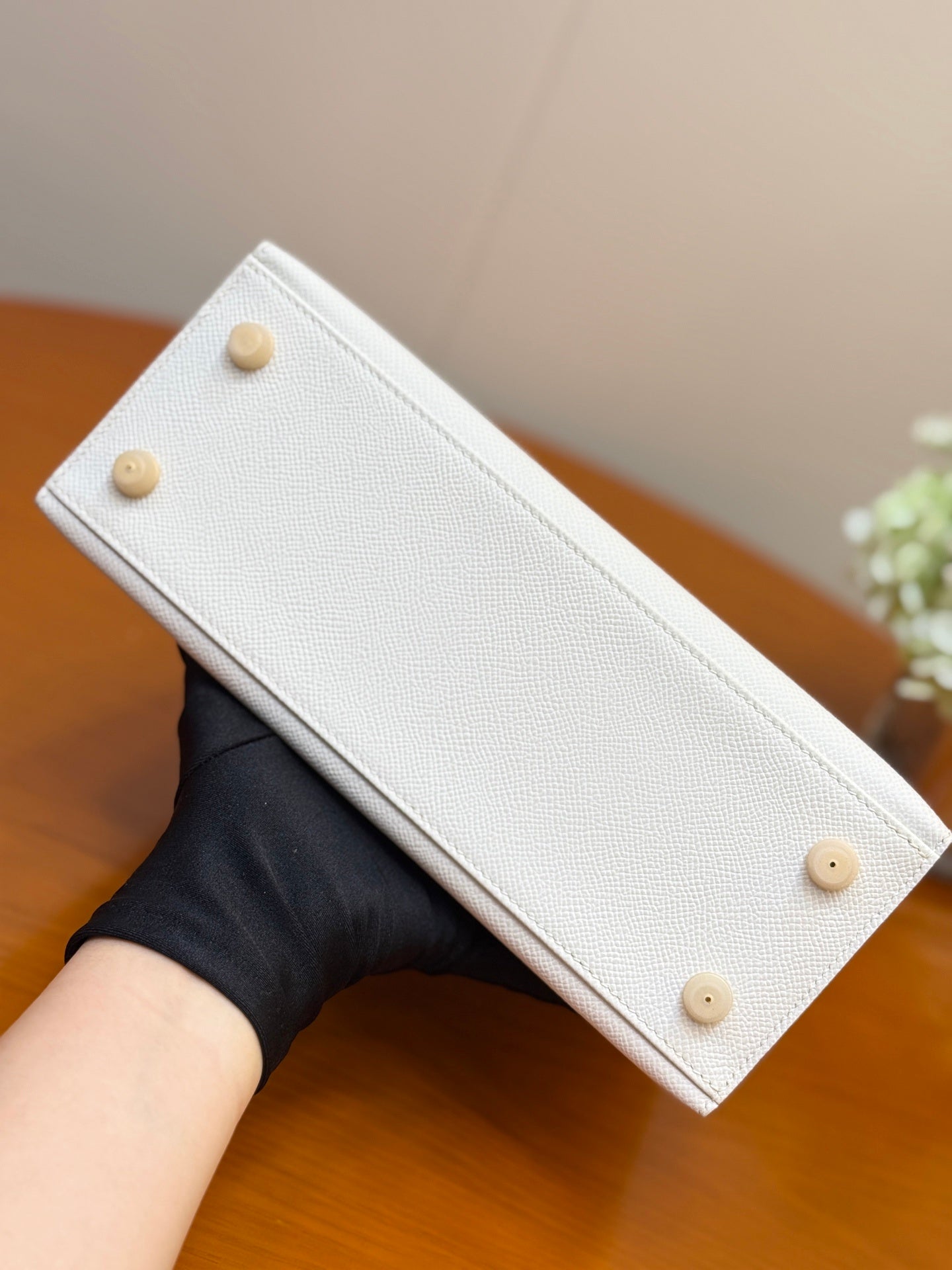 SNOW WHITE MINI LUXURY TOP HANDLE BAG