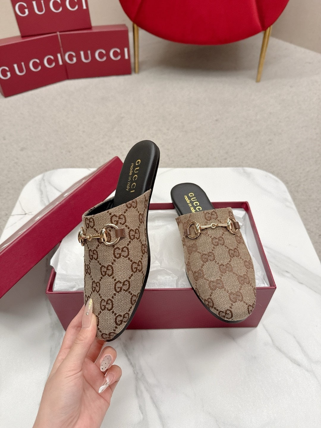 CLASSIC PATTERN SLIP-ON MULES WITH HORSEBIT ACCENT